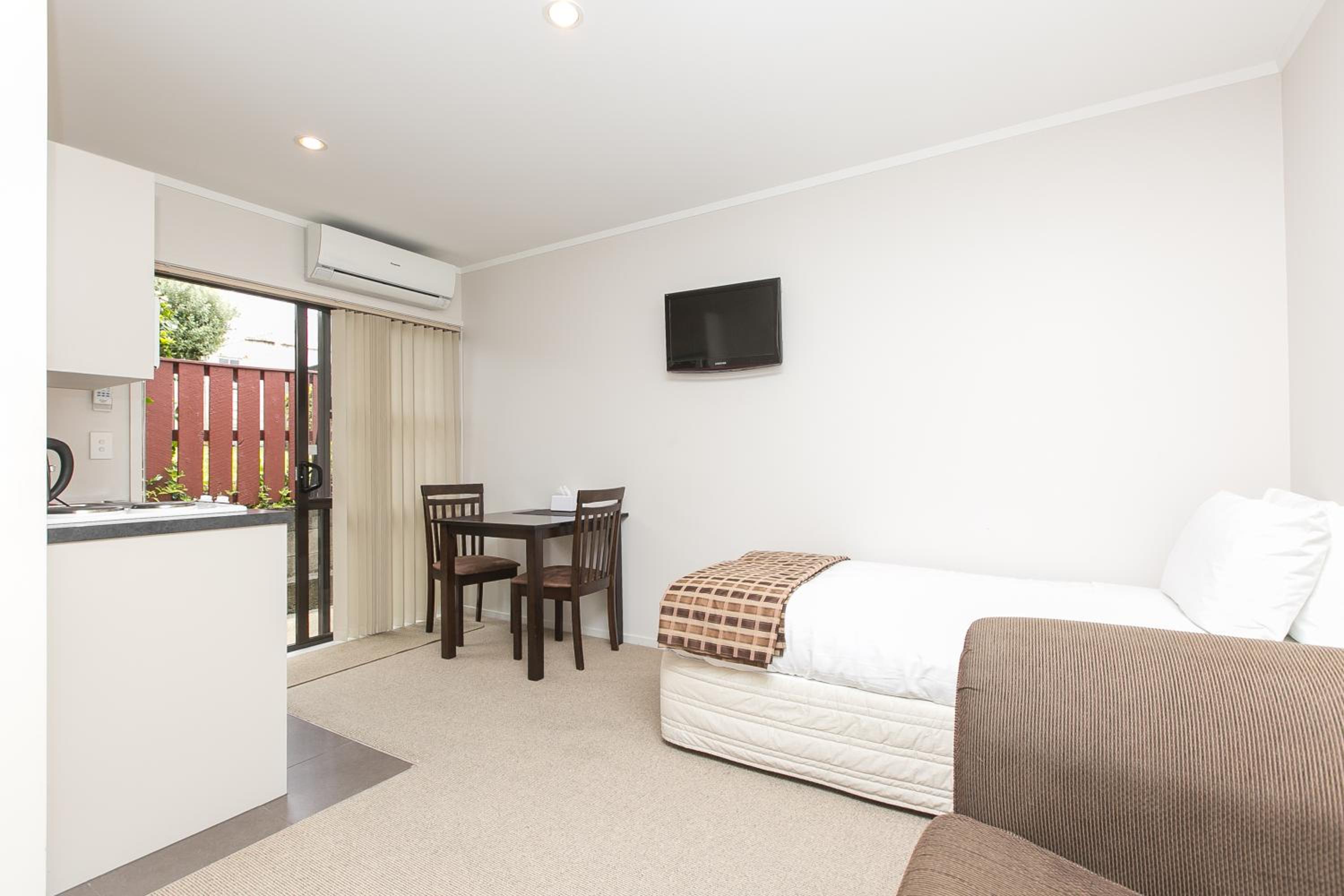 Parkview Motor Inn