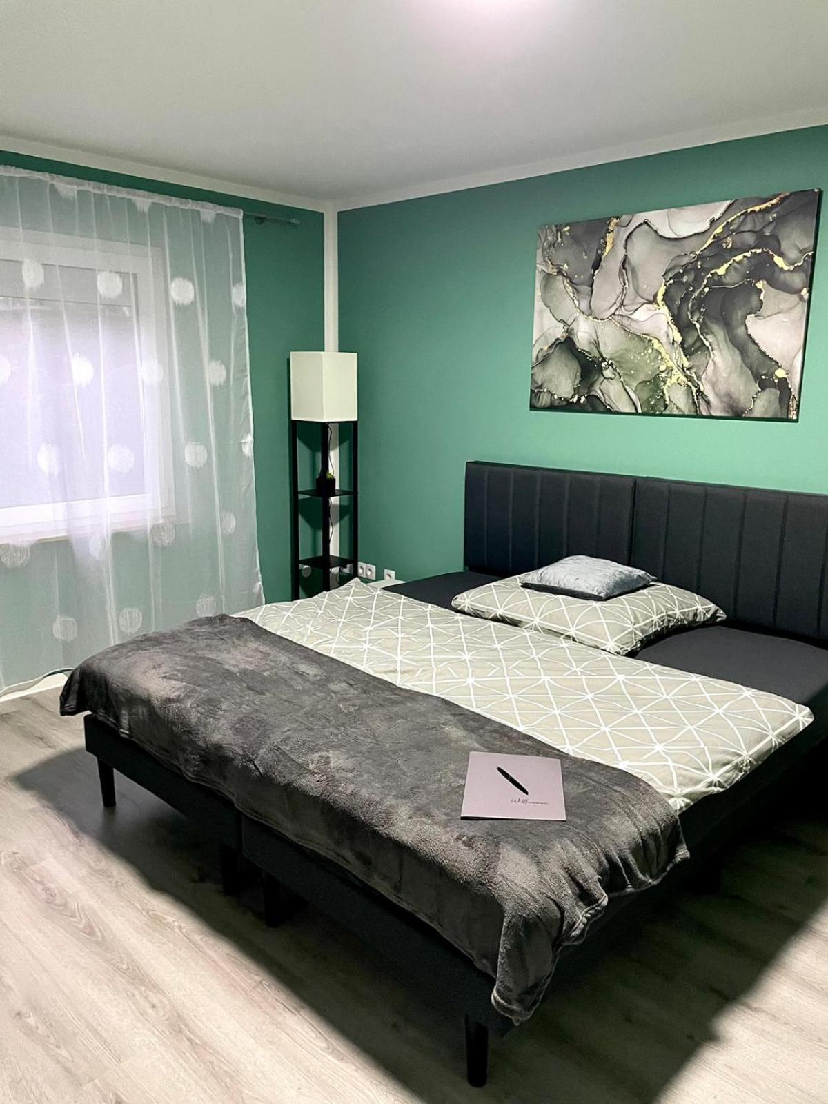 Appartement 3 - geräumige Wohnung mit eigener Küche, Bad und Gartenblick