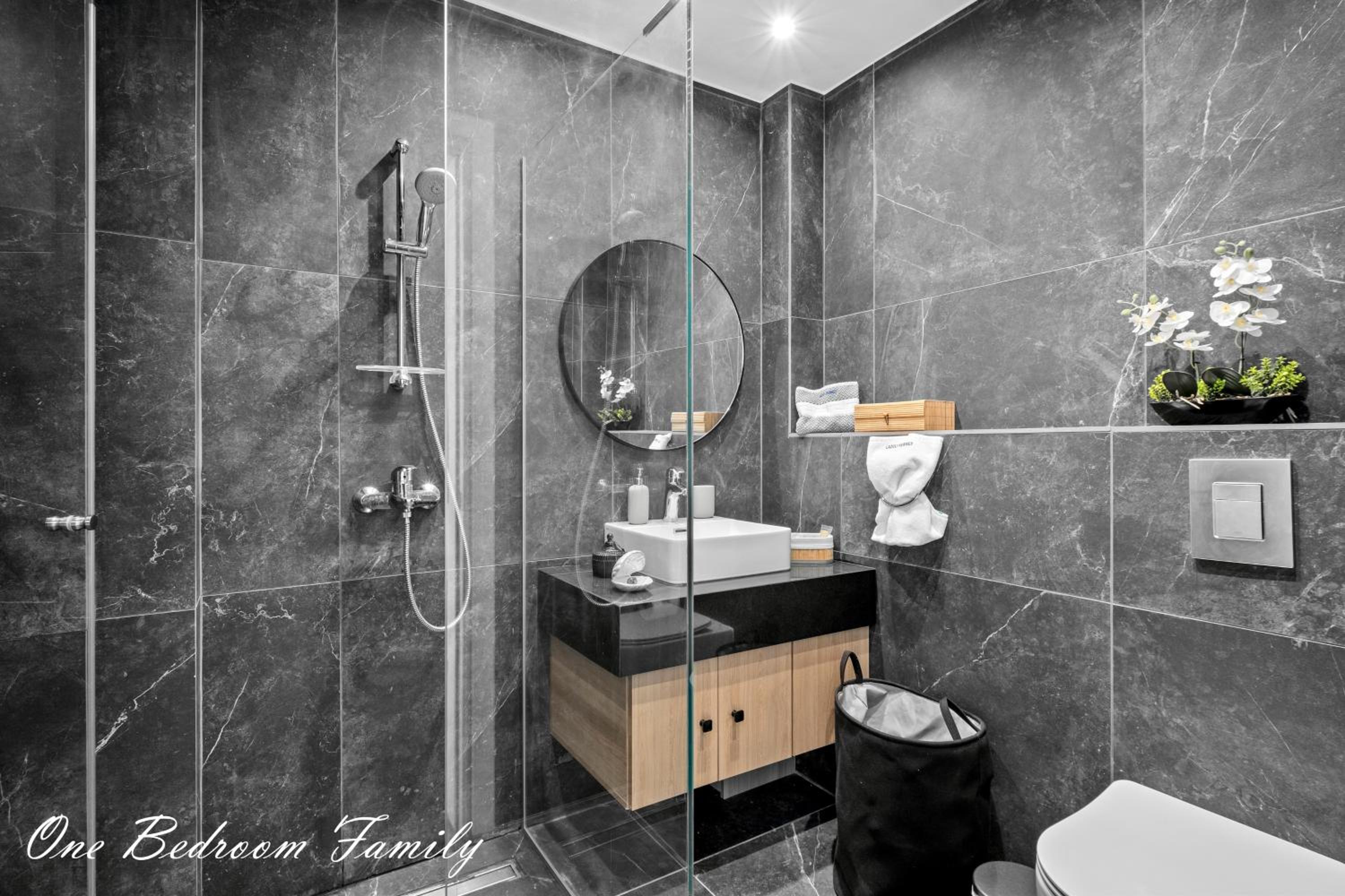 Lazuli Hermes Apartments
