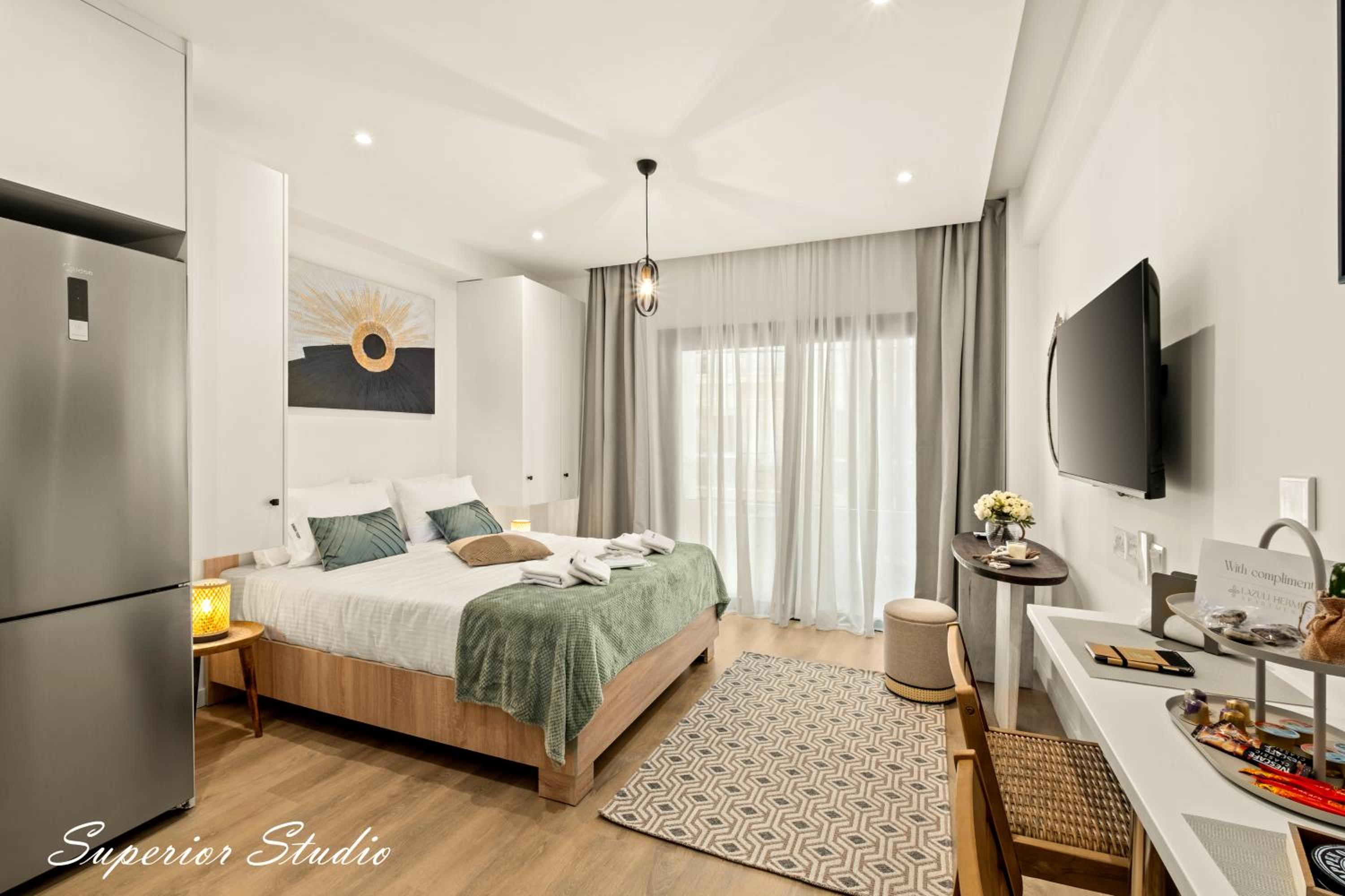 Lazuli Hermes Apartments