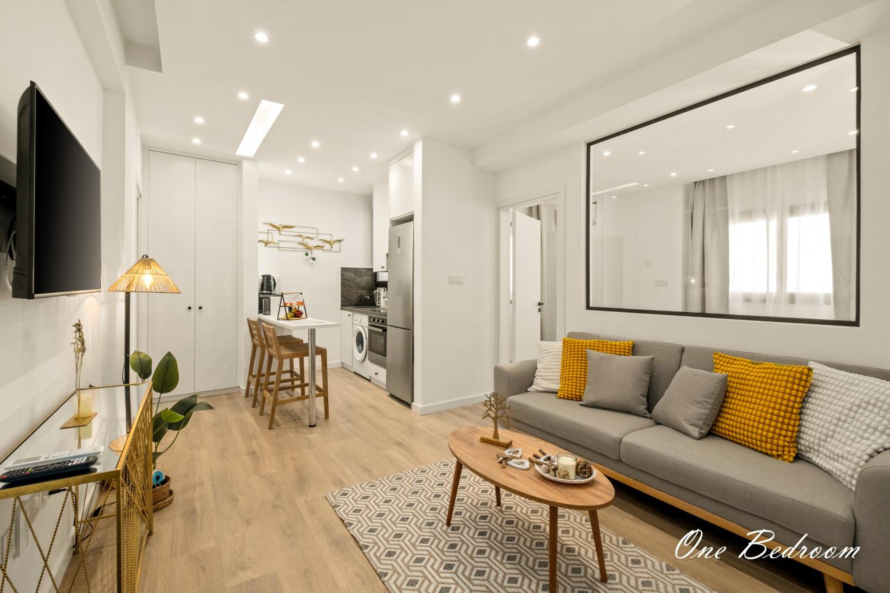 Lazuli Hermes Apartments