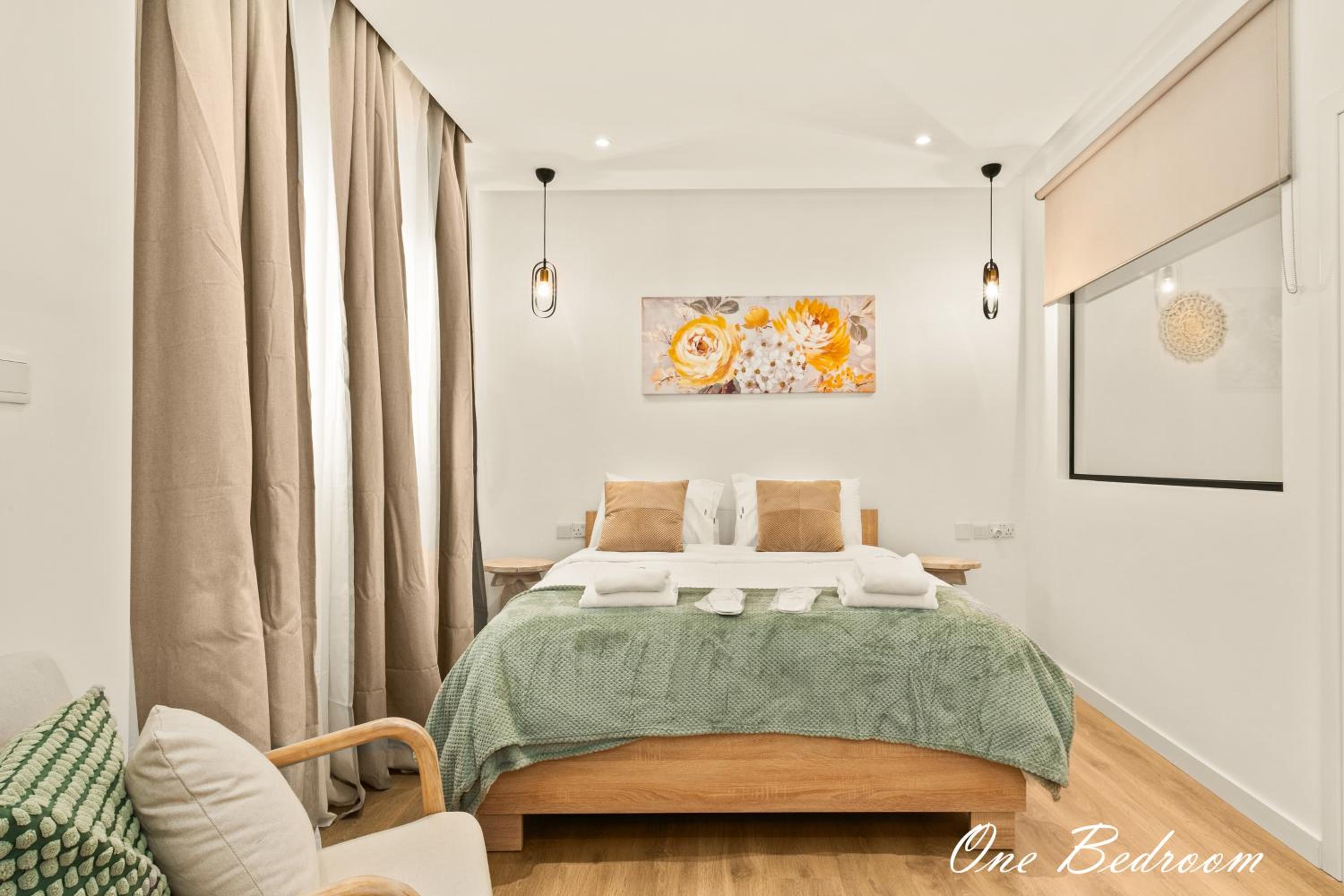 Lazuli Hermes Apartments