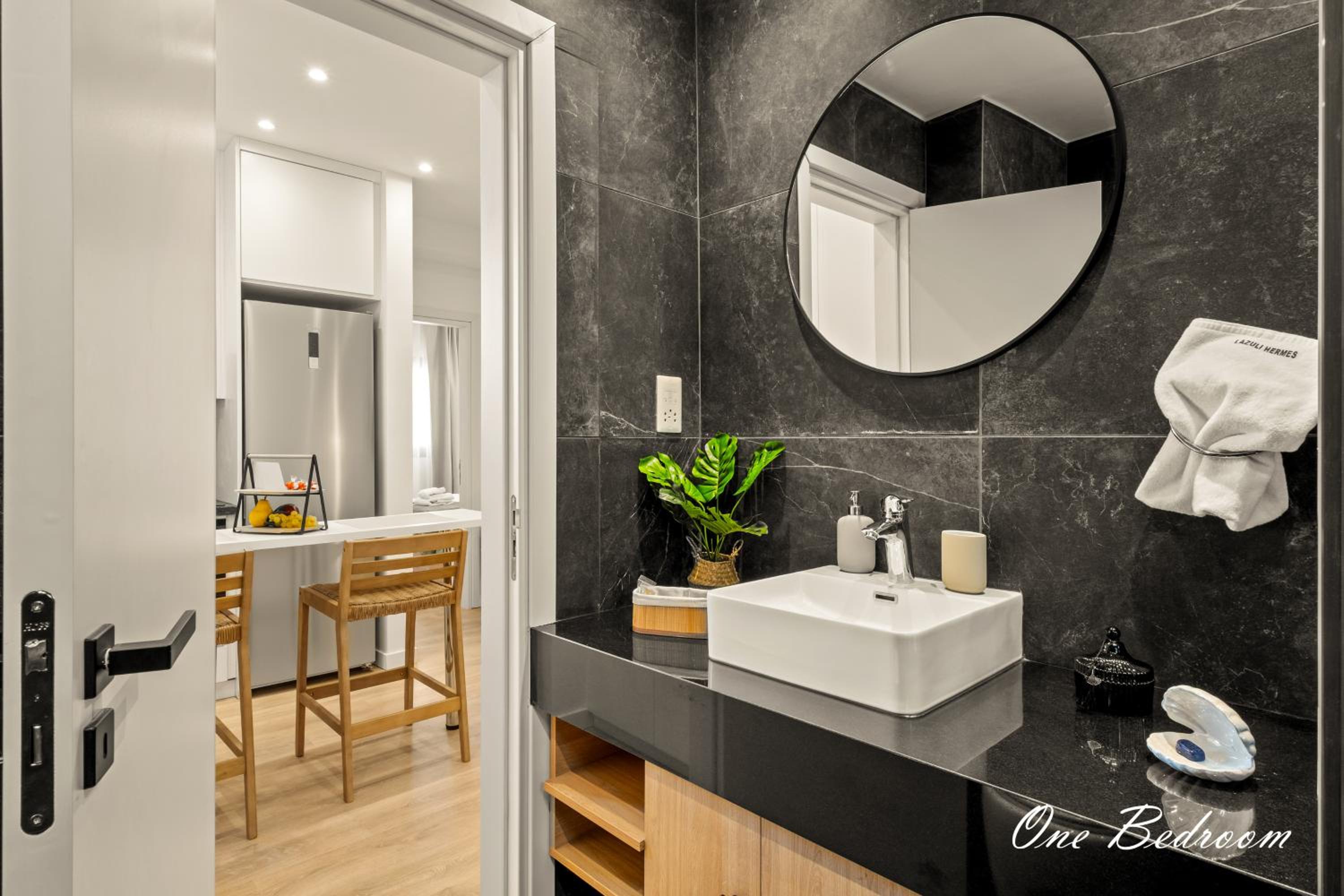 Lazuli Hermes Apartments