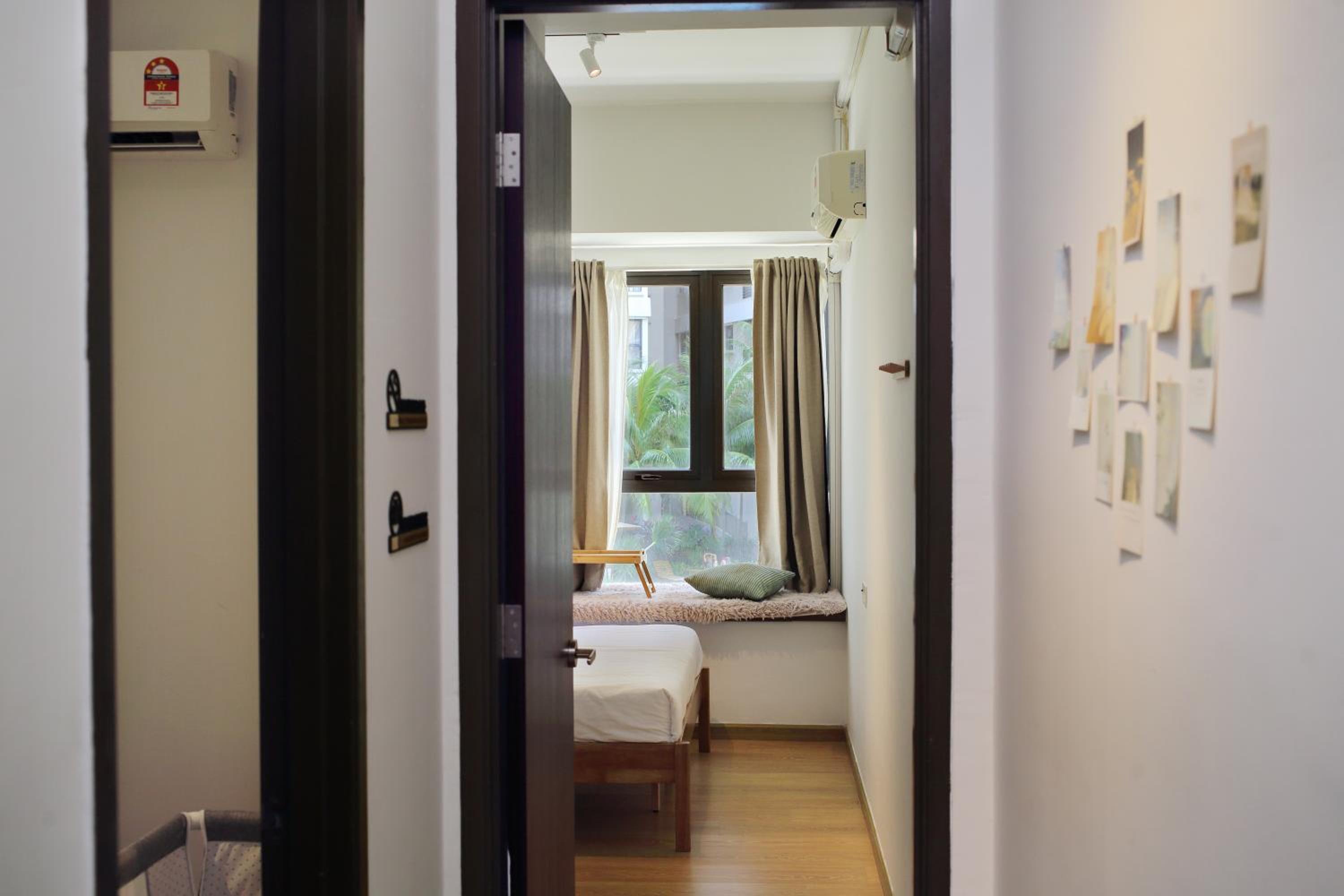 Kid-Loving Poolside Haven - 2BR - Netflix - Games
