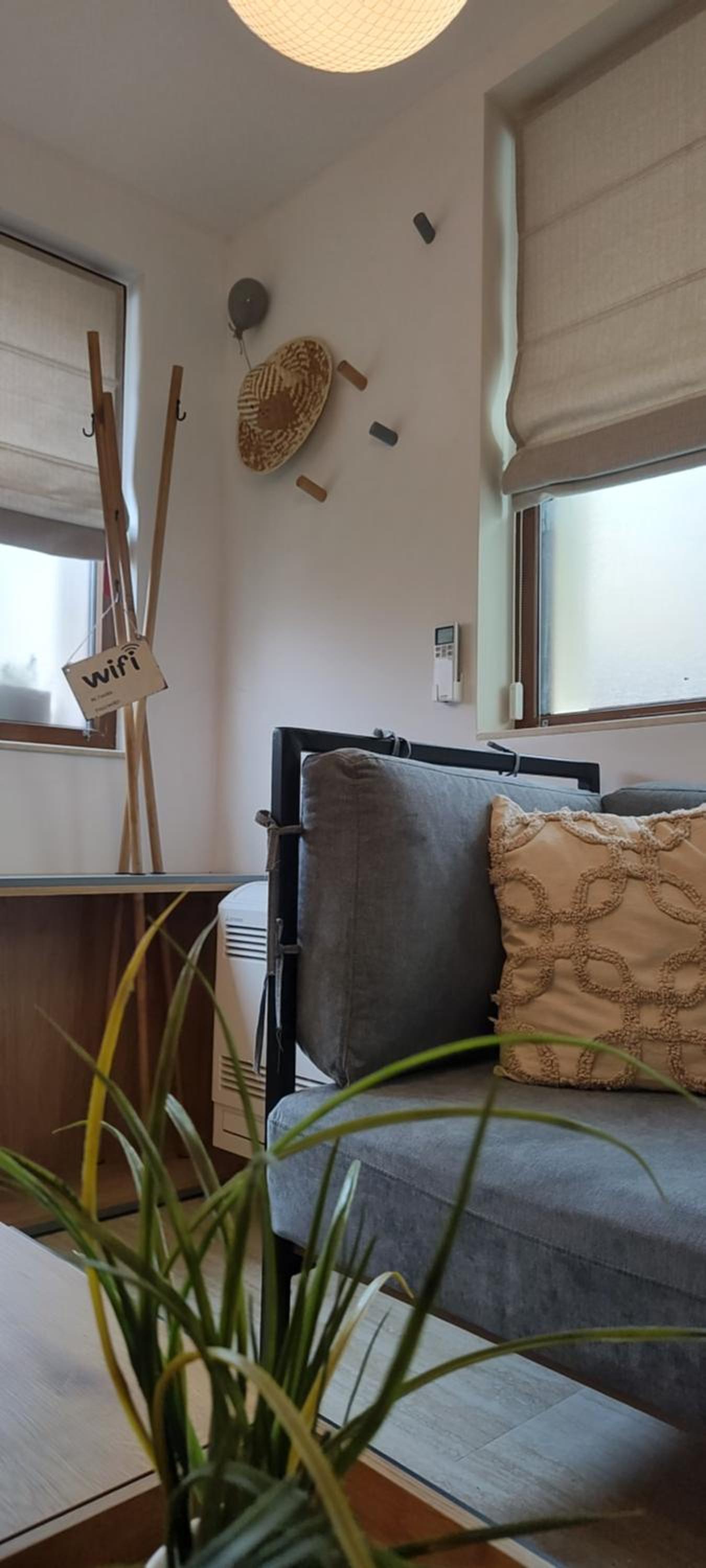 Leaf apartment
