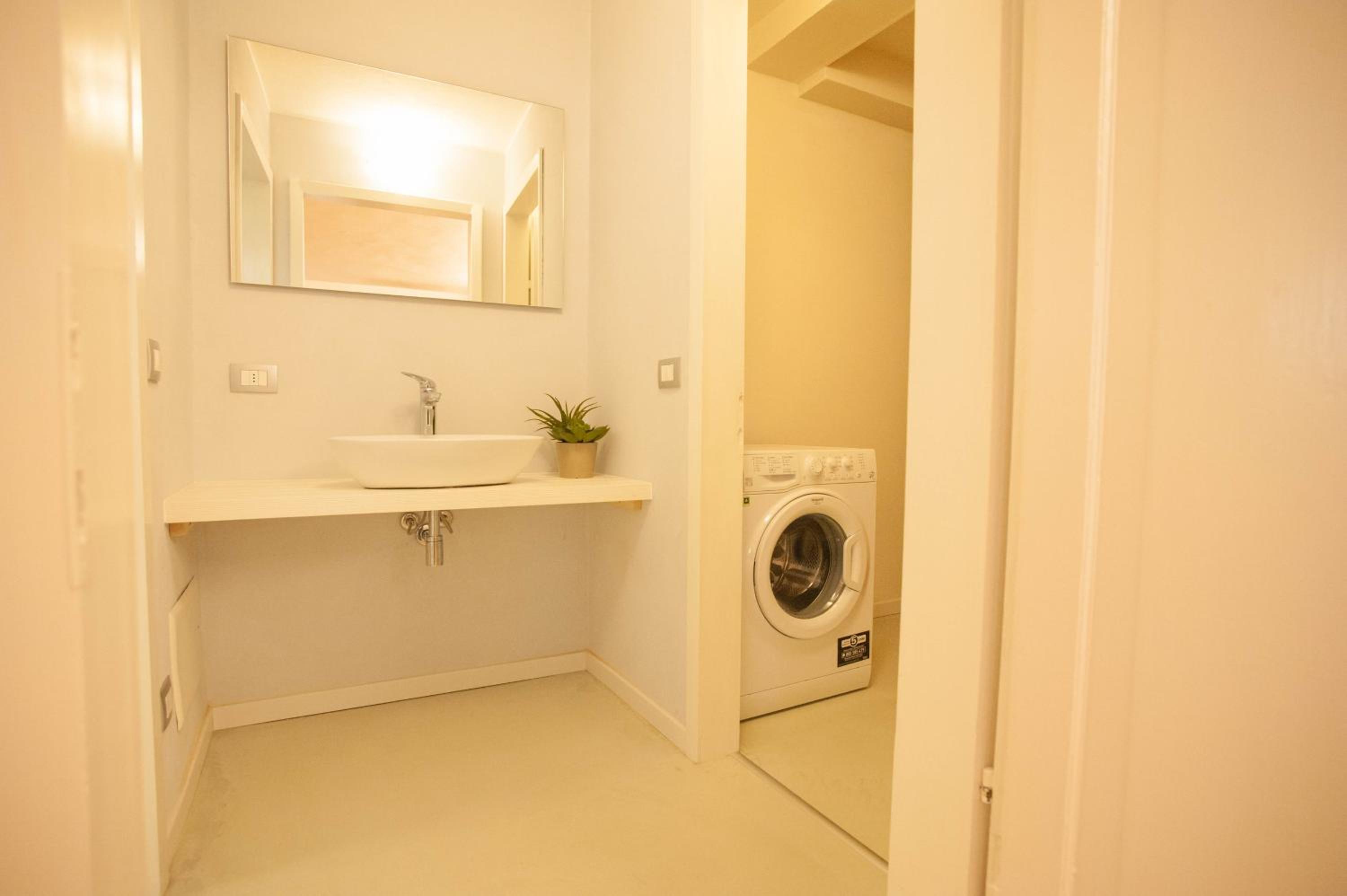 Italianflat - 2 Bedroom Flat, House Contessa view 3