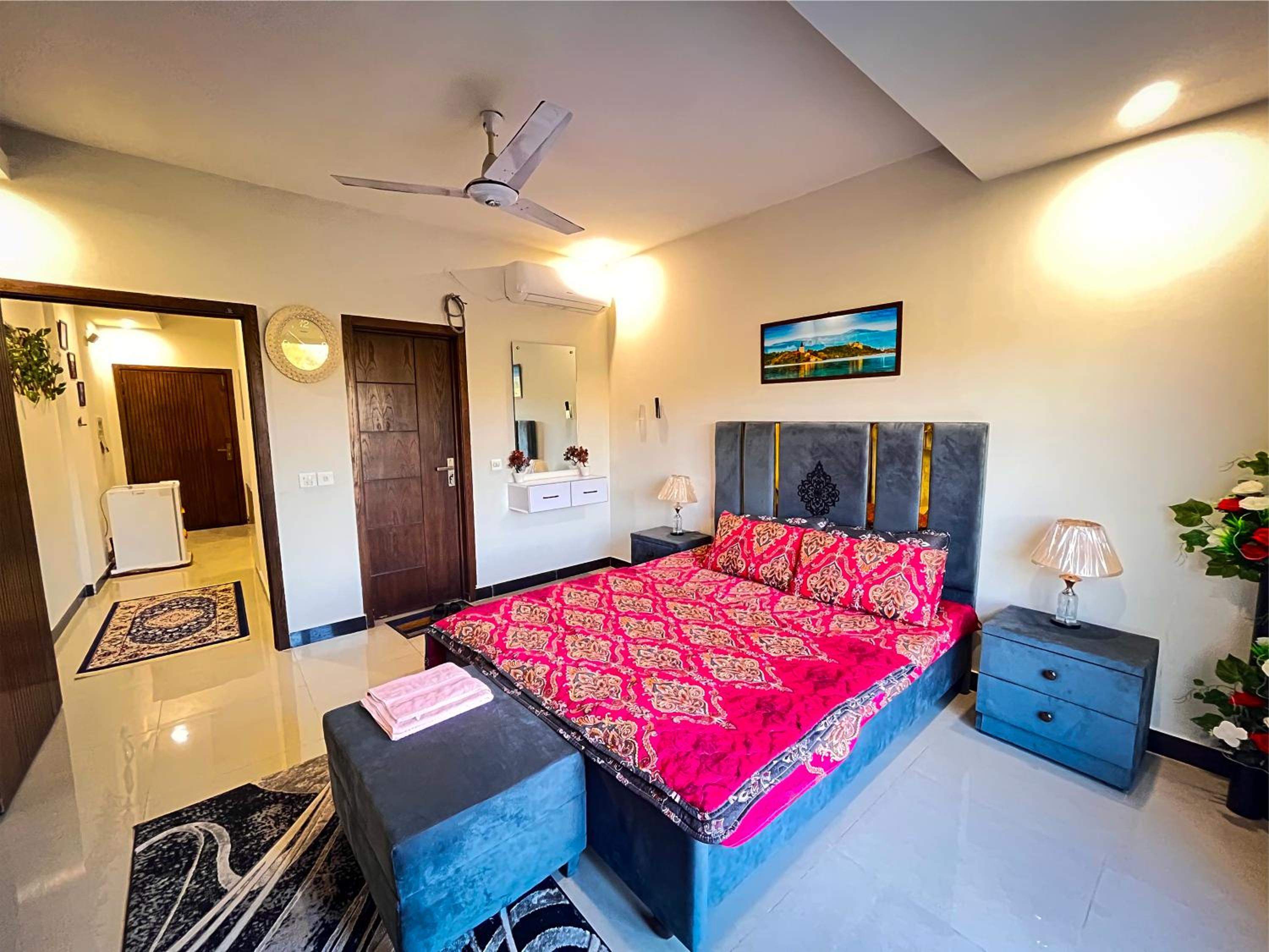One bed Luxury apartment view 2