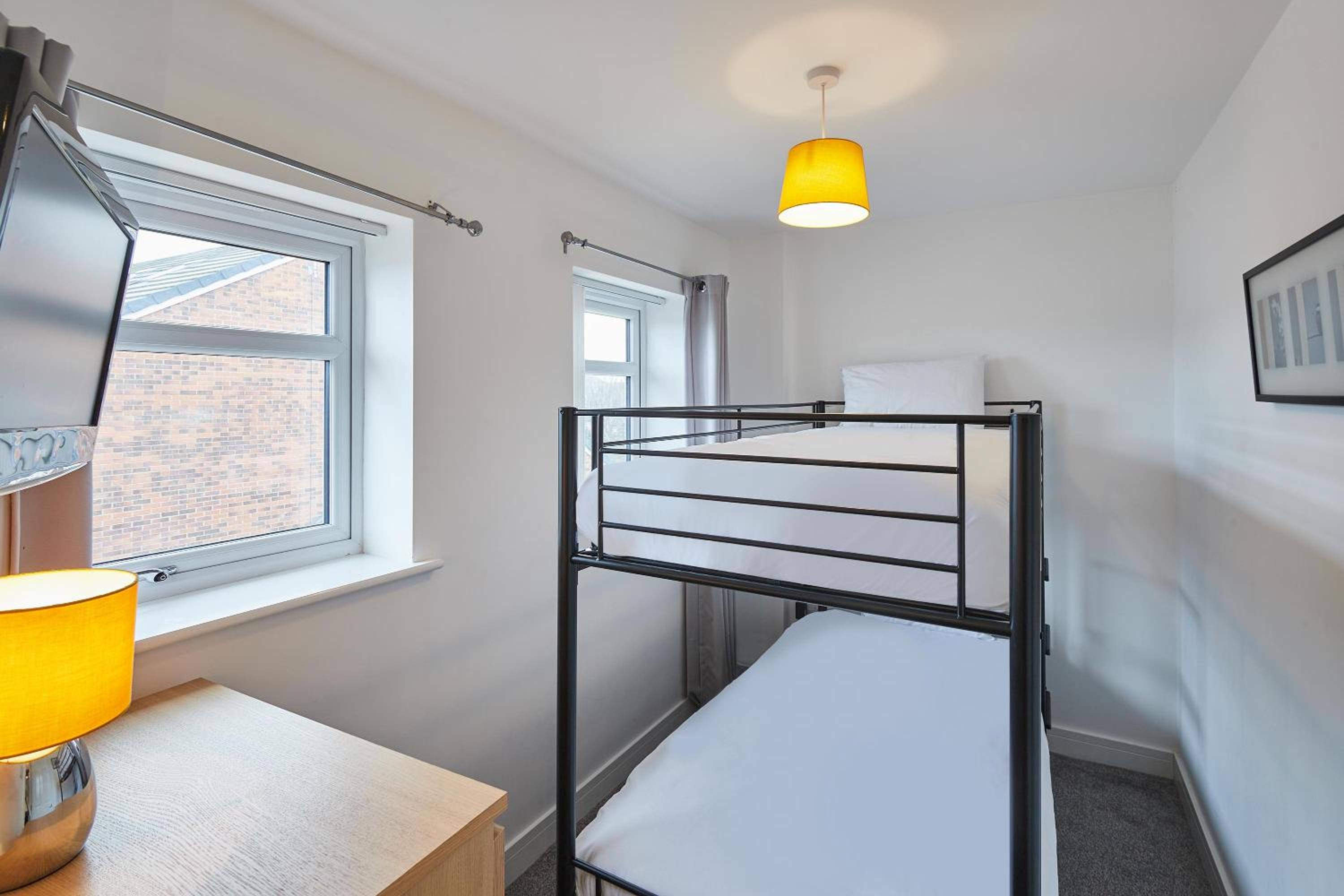 Jackson Court Apartment 3