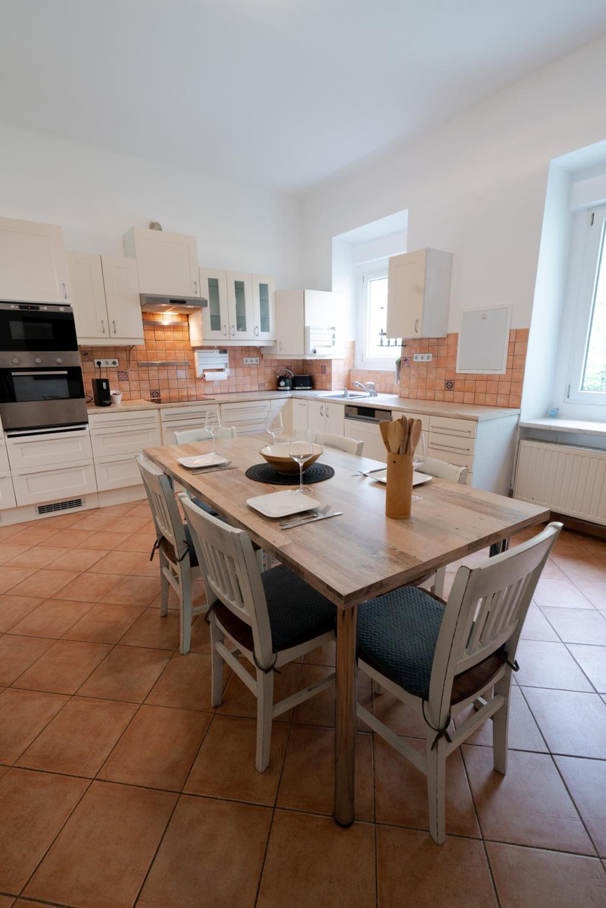 Bessemer - Charming Cottage with Garden
