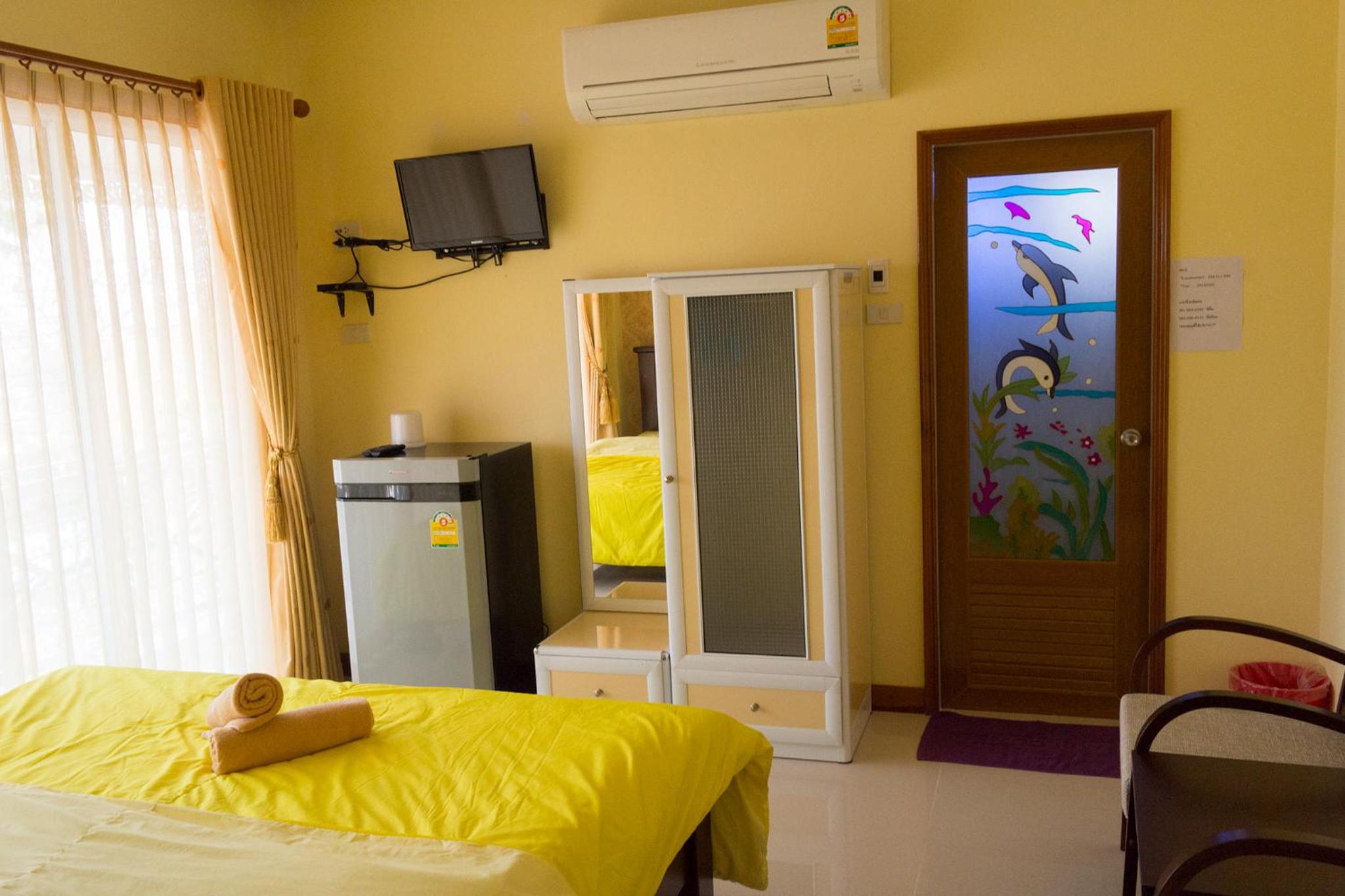 Rak Ban Kerd House view 2