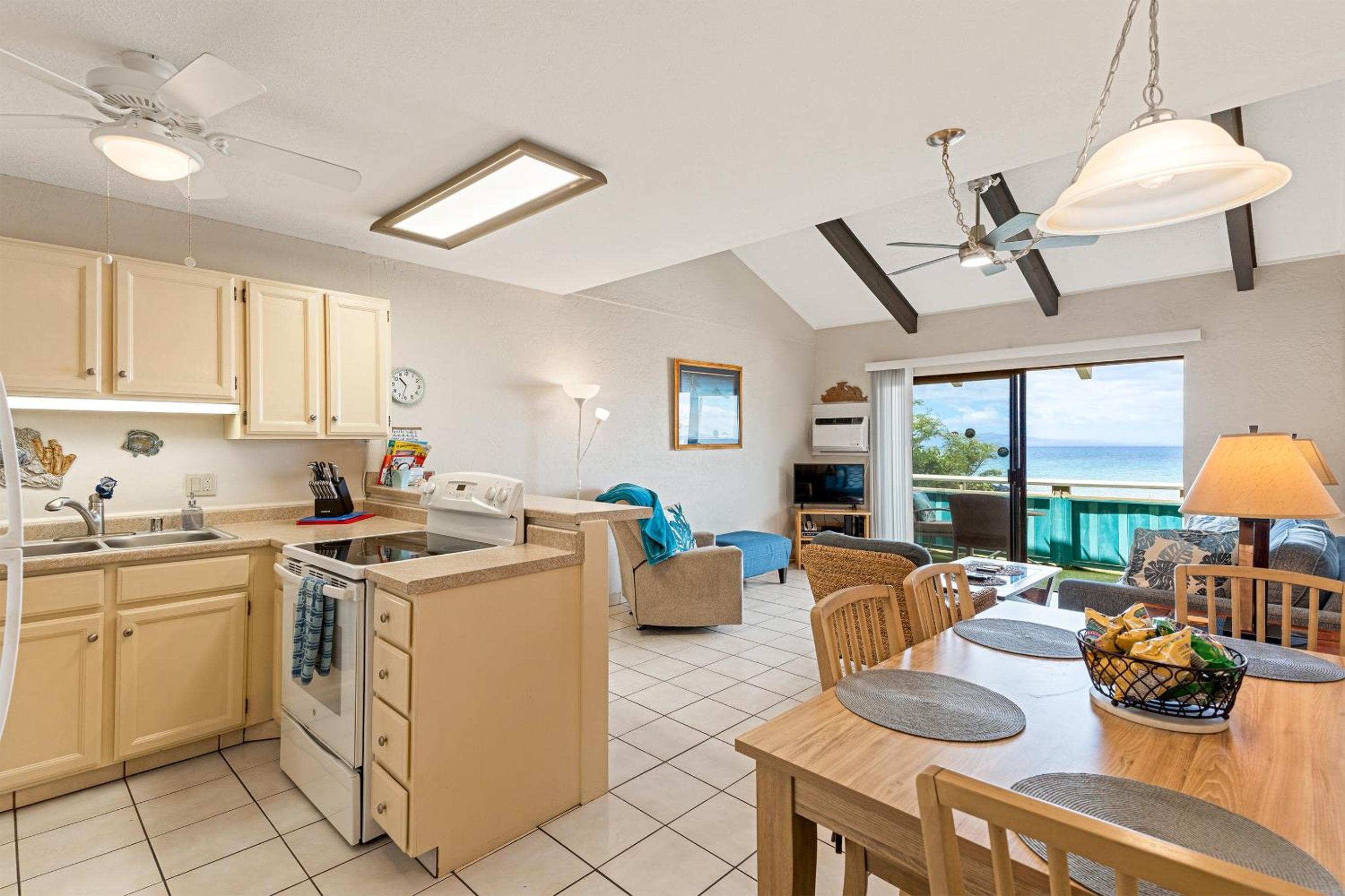 Shores of Maui 215 - Dramatic Ocean Views, Steps to the Beach, Renovated, AC!