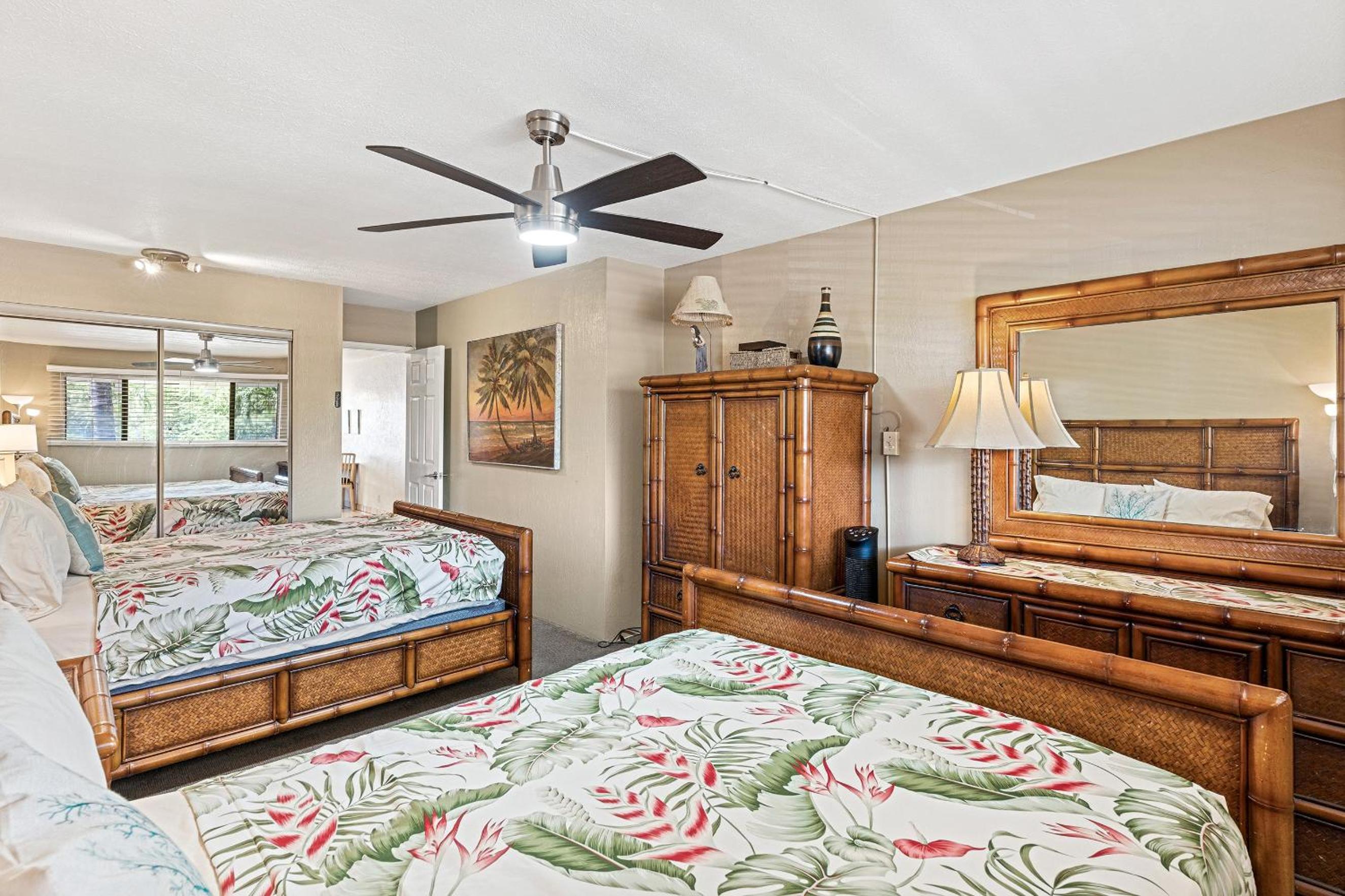 Shores of Maui 215 - Dramatic Ocean Views, Steps to the Beach, Renovated, AC!