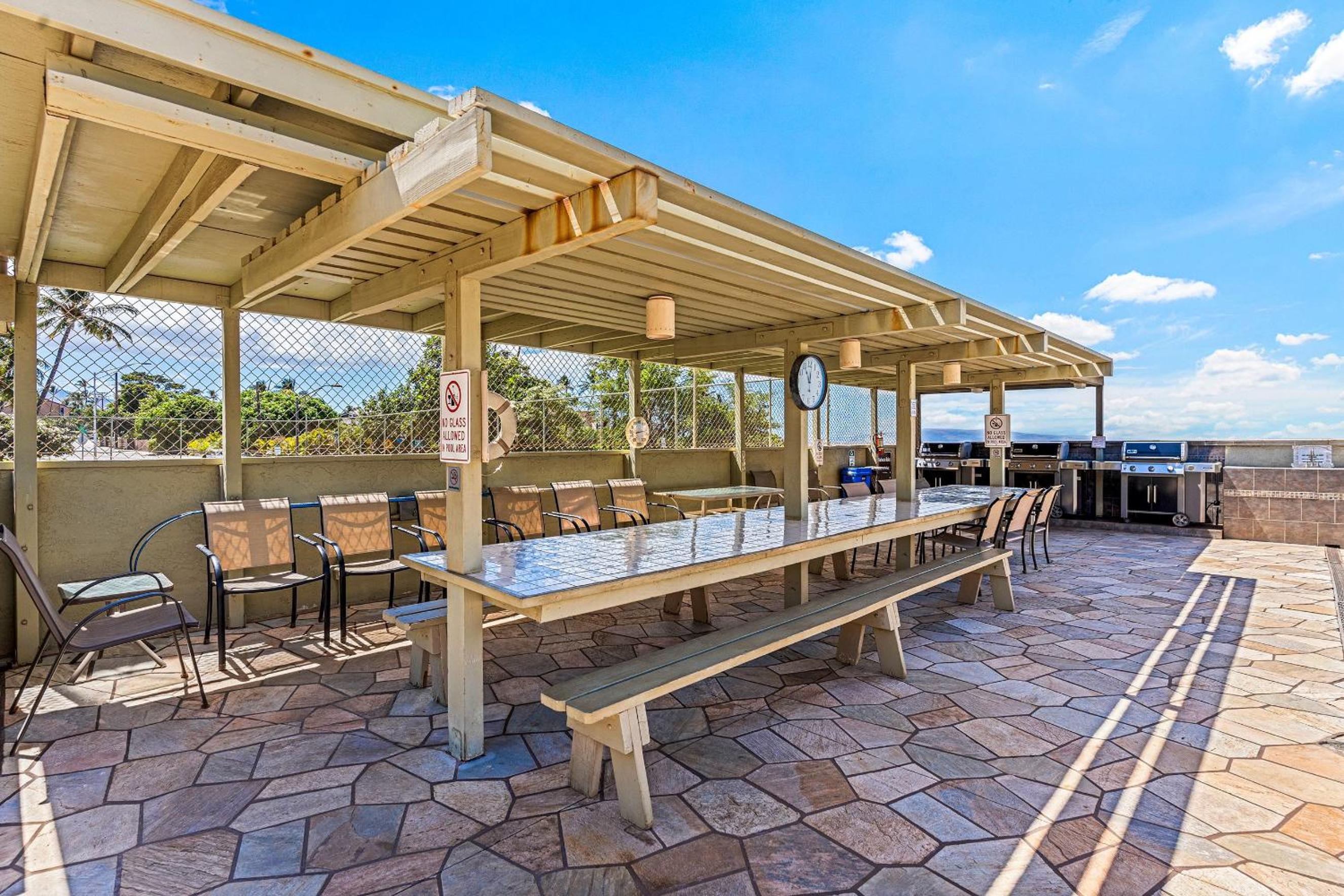 Shores of Maui 215 - Dramatic Ocean Views, Steps to the Beach, Renovated, AC!