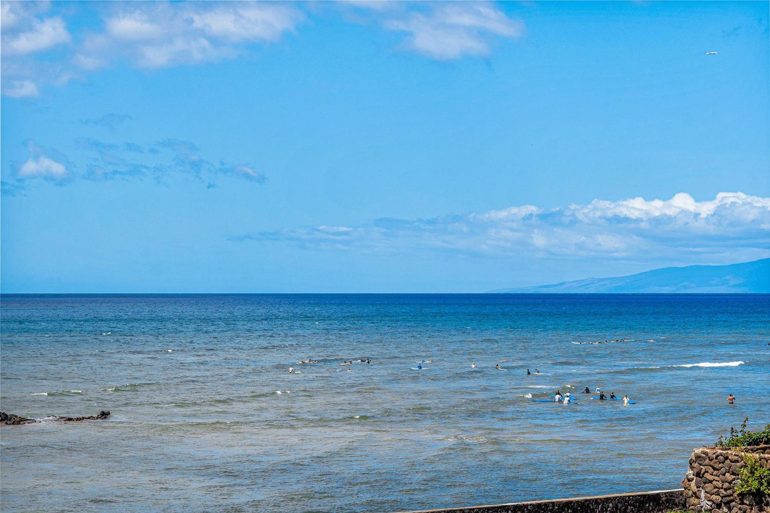 Shores of Maui 215 - Dramatic Ocean Views, Steps to the Beach, Renovated, AC!
