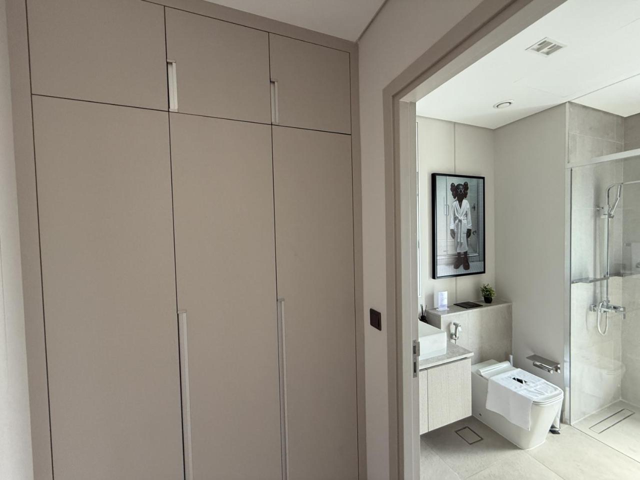 New Family Villa with PS5, Garden and Playroom