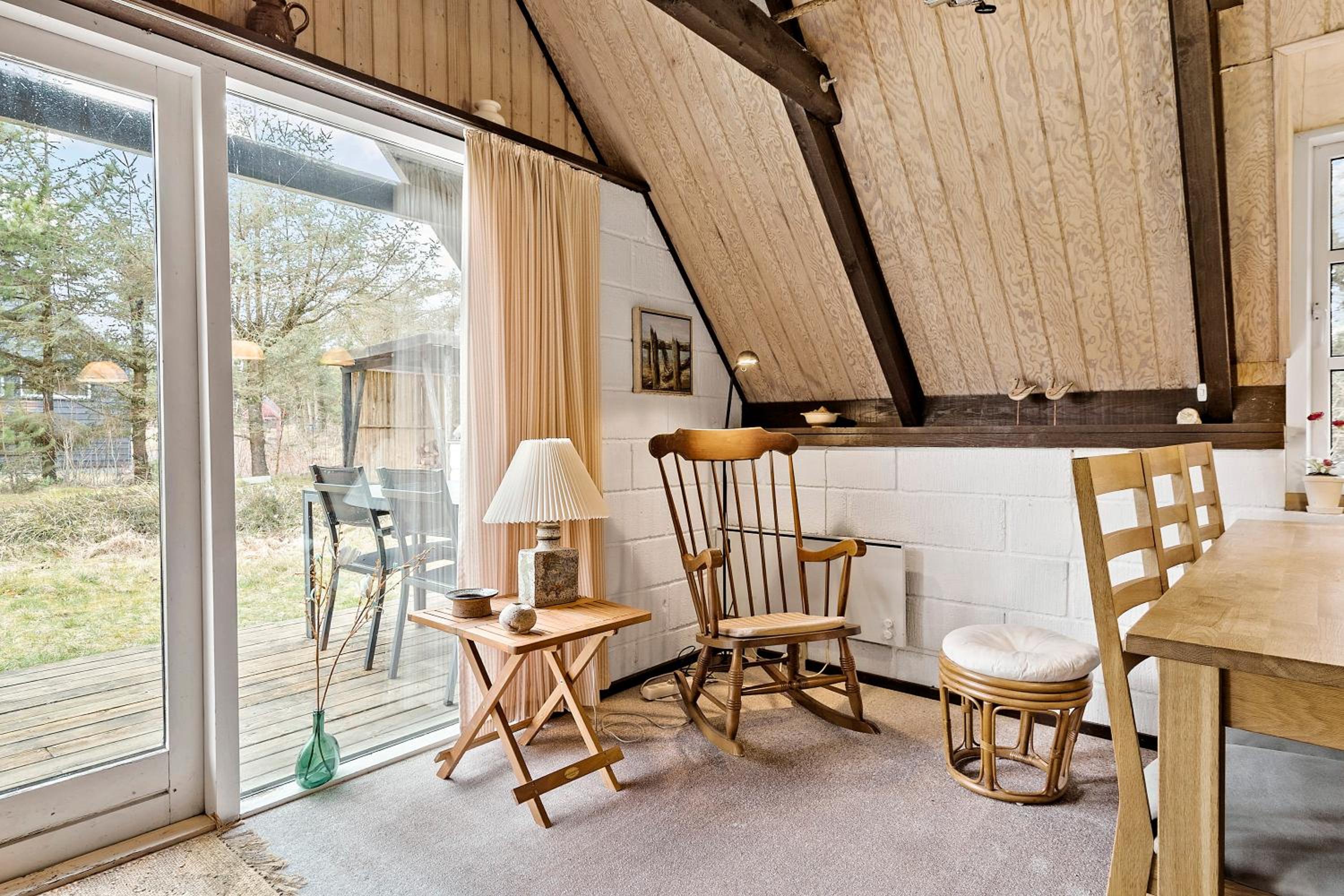 Charmerende sommerhus - natur, hygge og ro