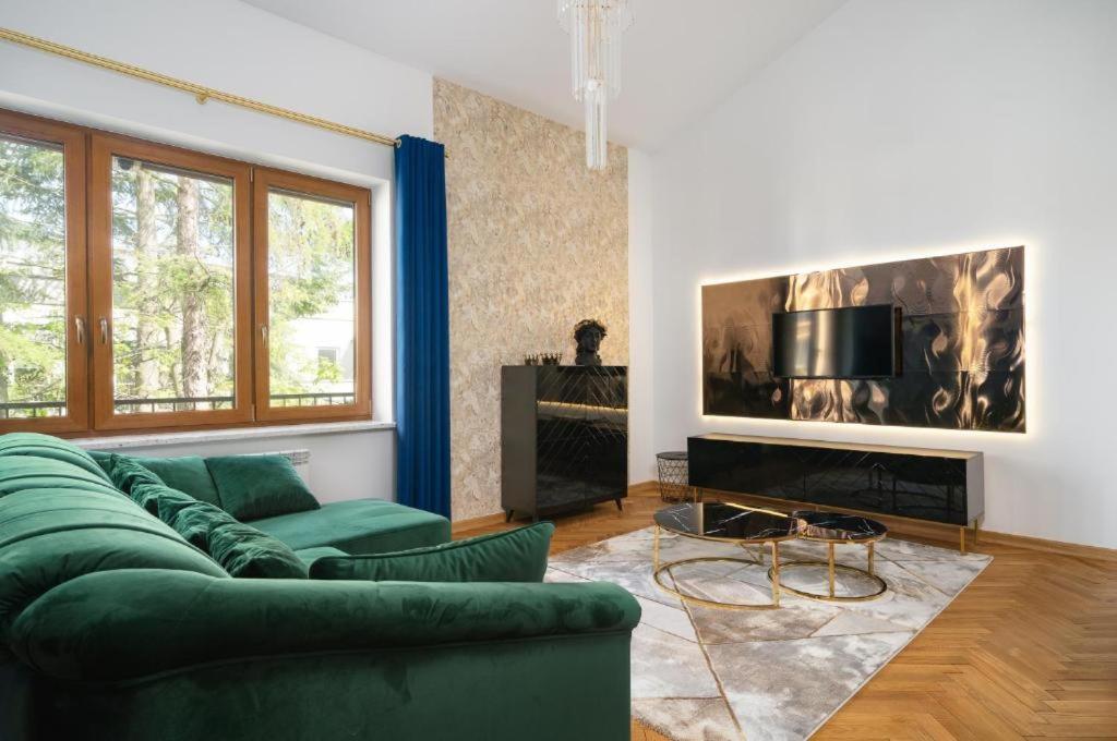 Golden Home Saska Kępa&Boutique Villa in the Heart of Warsaw