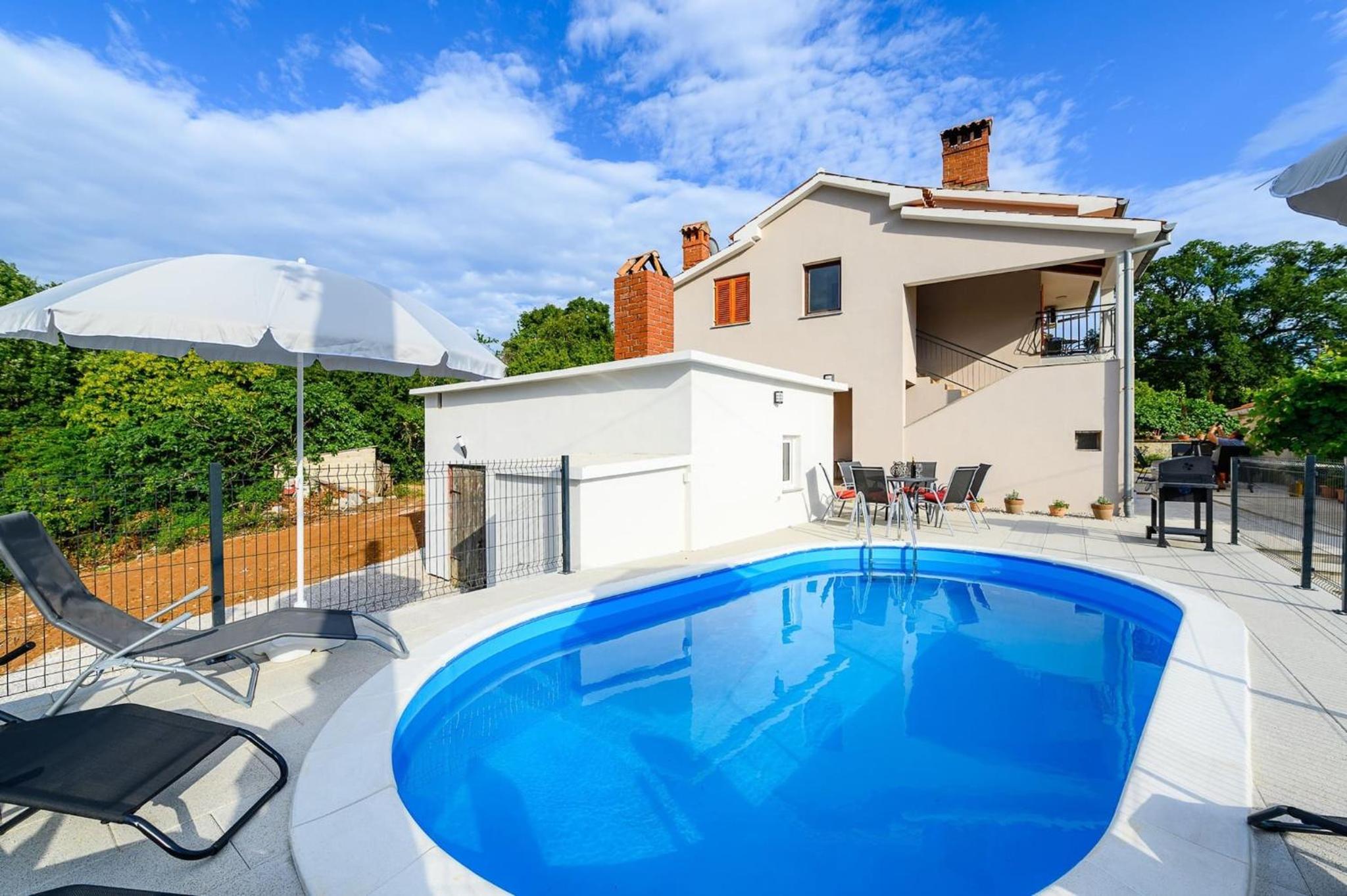 Apartment Lara with Swimming Pool - Paradiz view 3