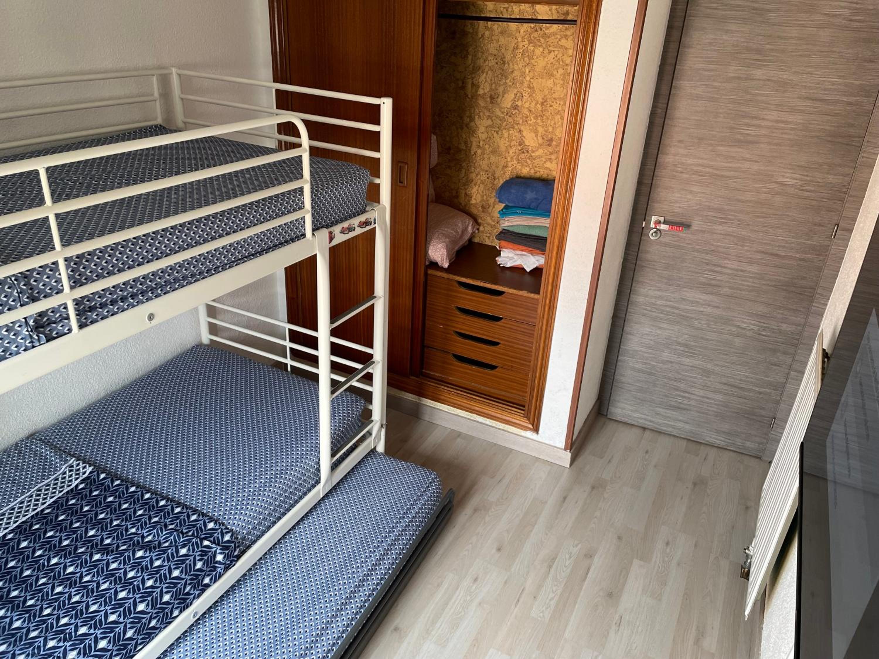 Habitaciones privadas Calle riojanos