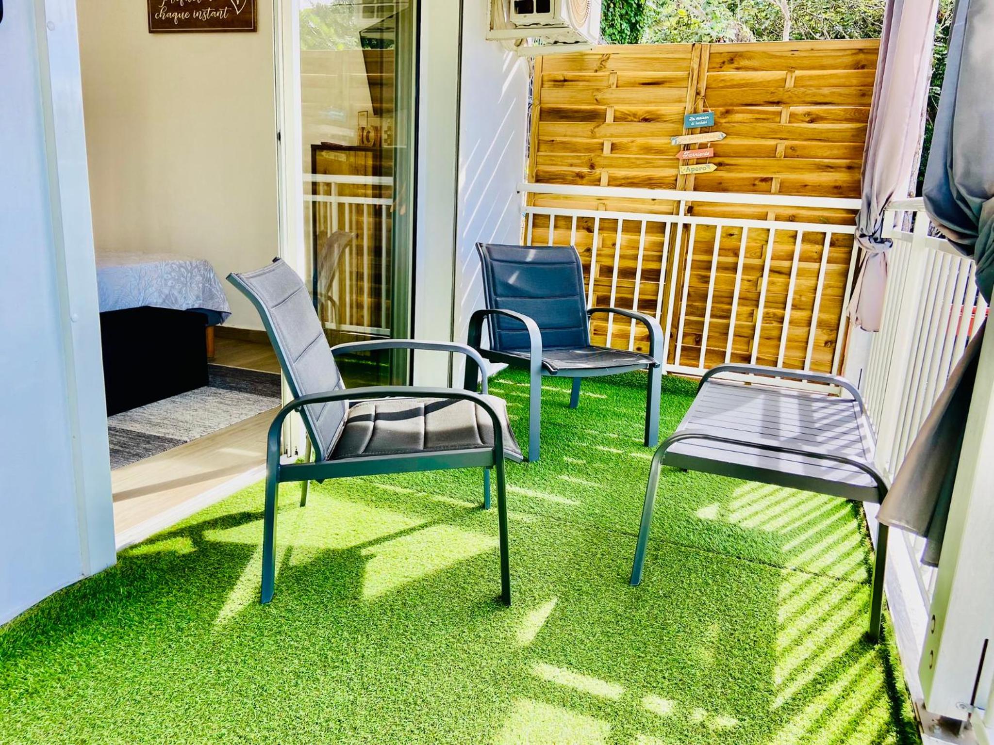 Sun7 Appart T1, avec piscine partagée, vue panoramique sur la nature