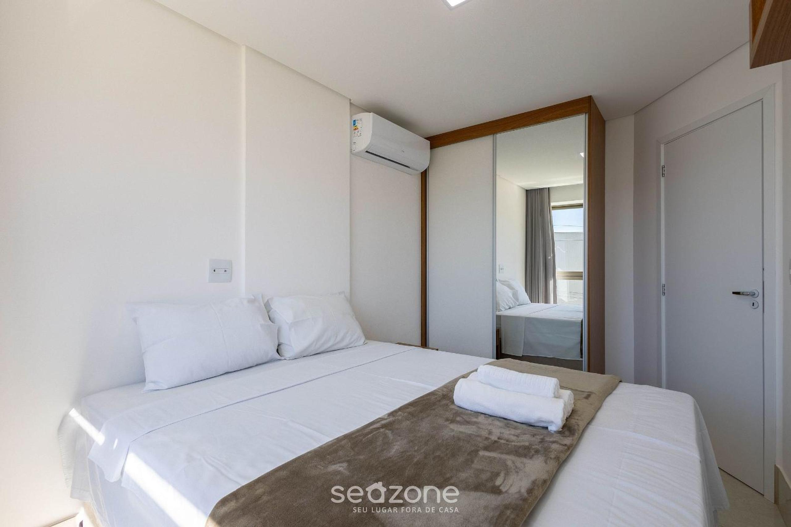 Apart with Self-check-in, Setor Noroeste ROE210