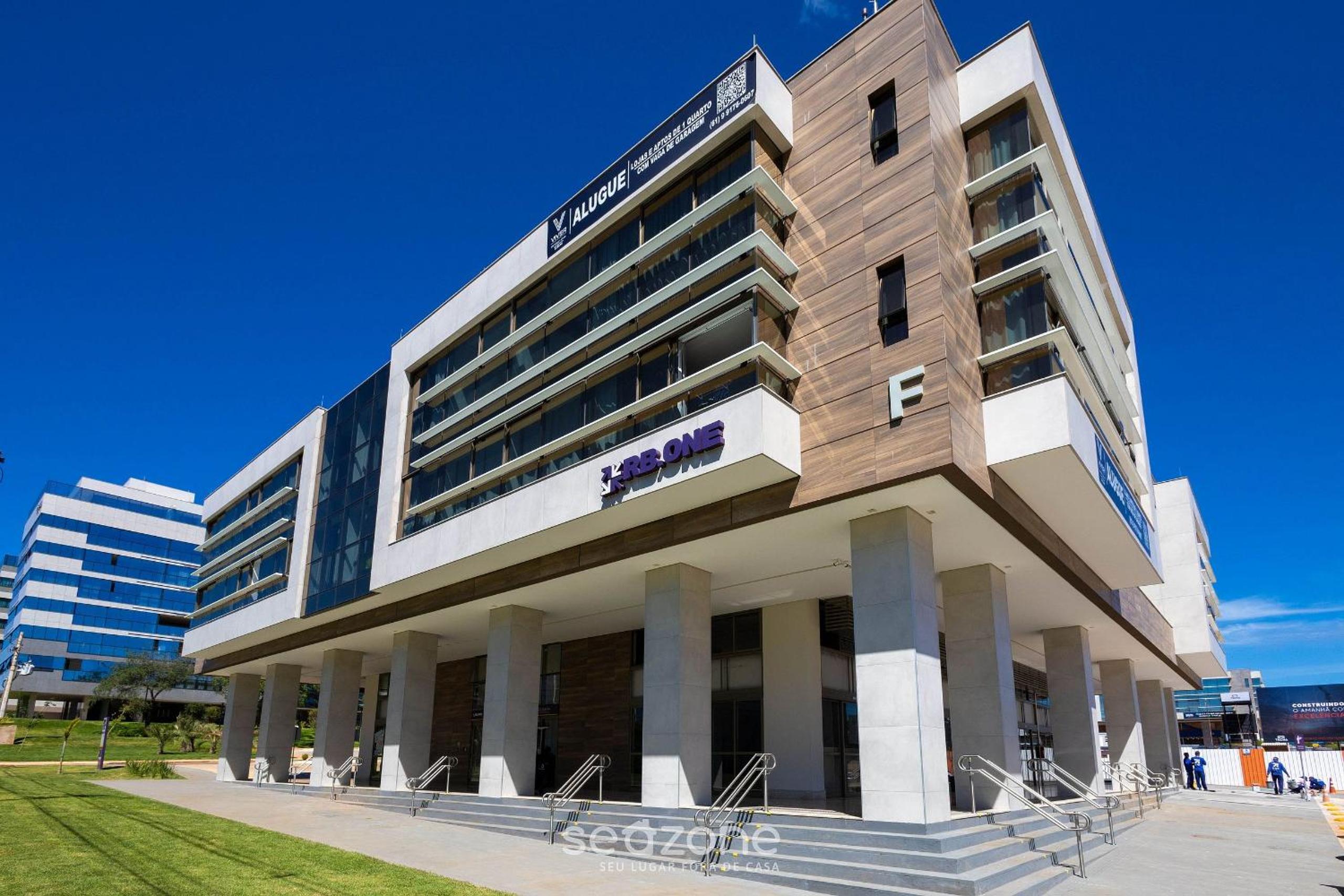 Apart with Self-check-in, Setor Noroeste ROE210