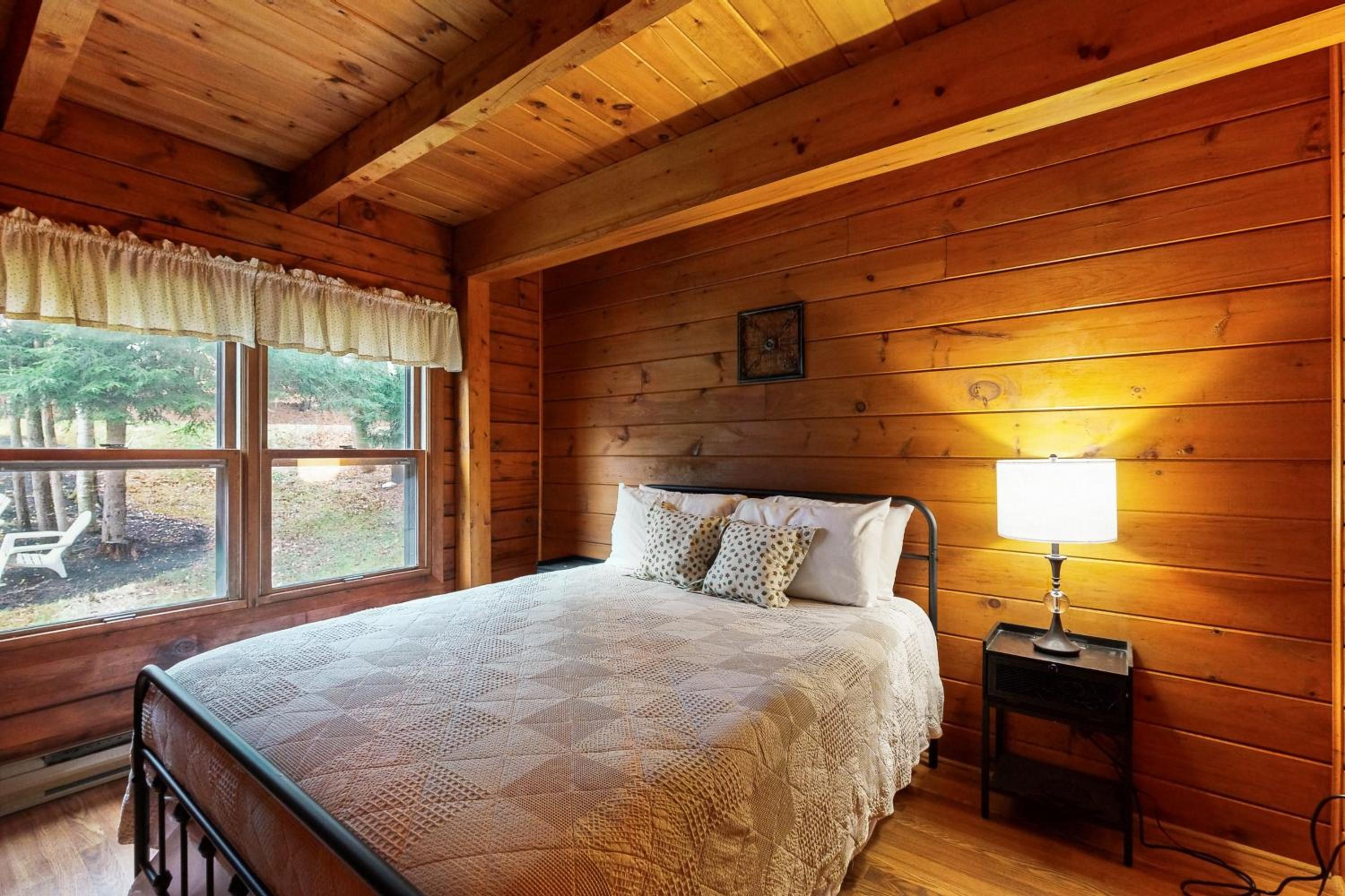 4-Season Family Base! 13 Mi to Lake Winnipesaukee