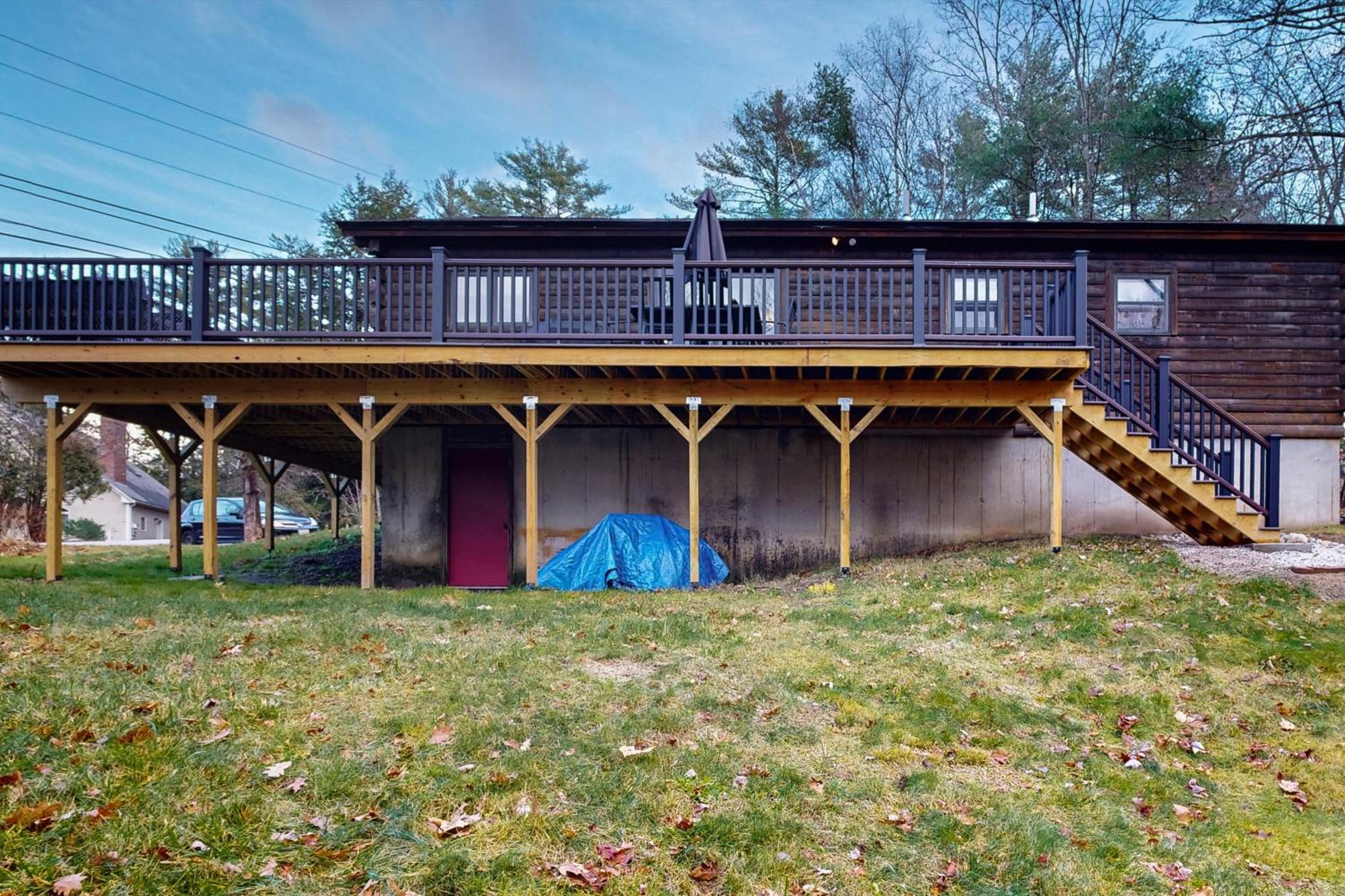 4-Season Family Base! 13 Mi to Lake Winnipesaukee