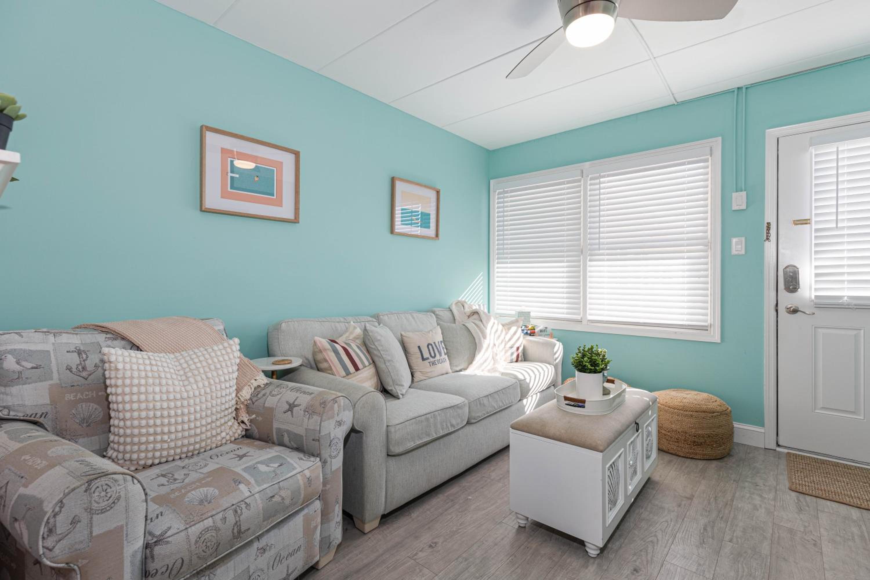 Ashore Beach Retreat-1BR 1BA with pool, parking, 1 & half block to Beach & Boardwalk, Morey's Pier view 5