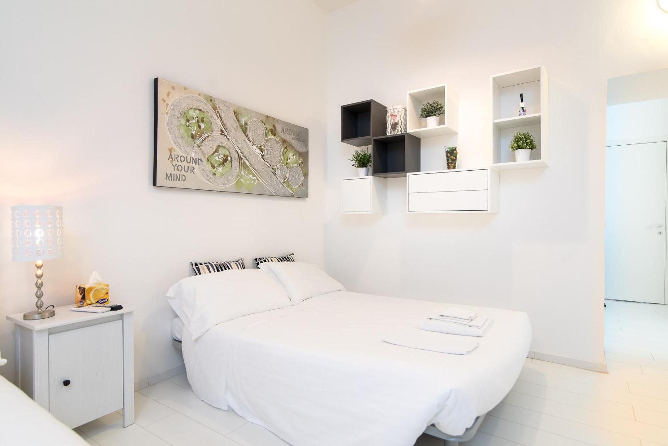 White Ostilia Apartments