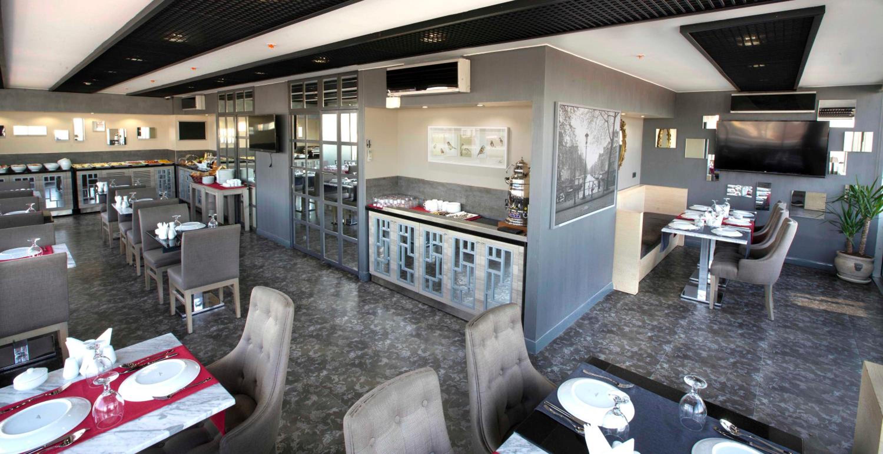 Akoni Hotel - Image 26