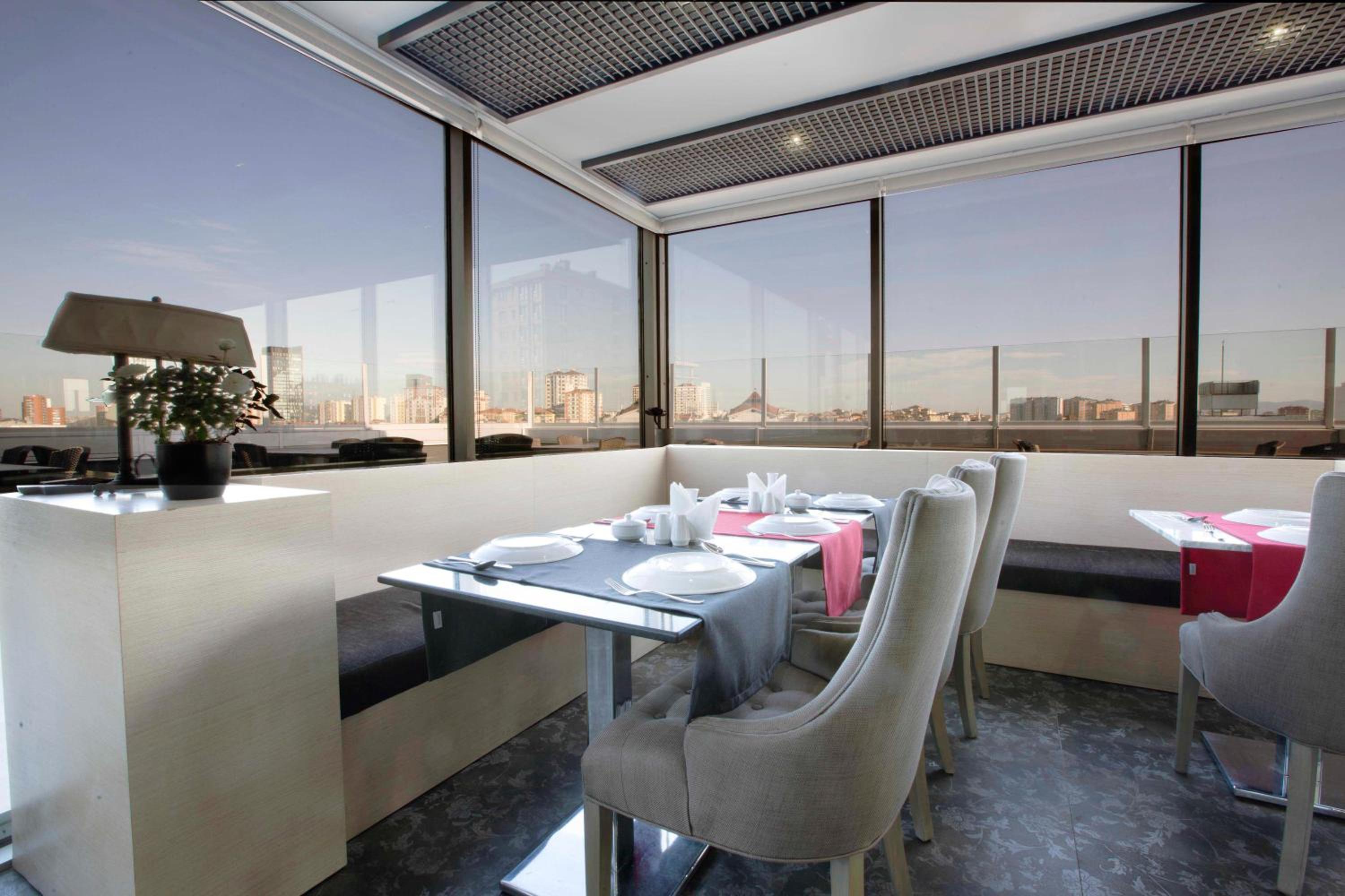 Akoni Hotel - Image 29