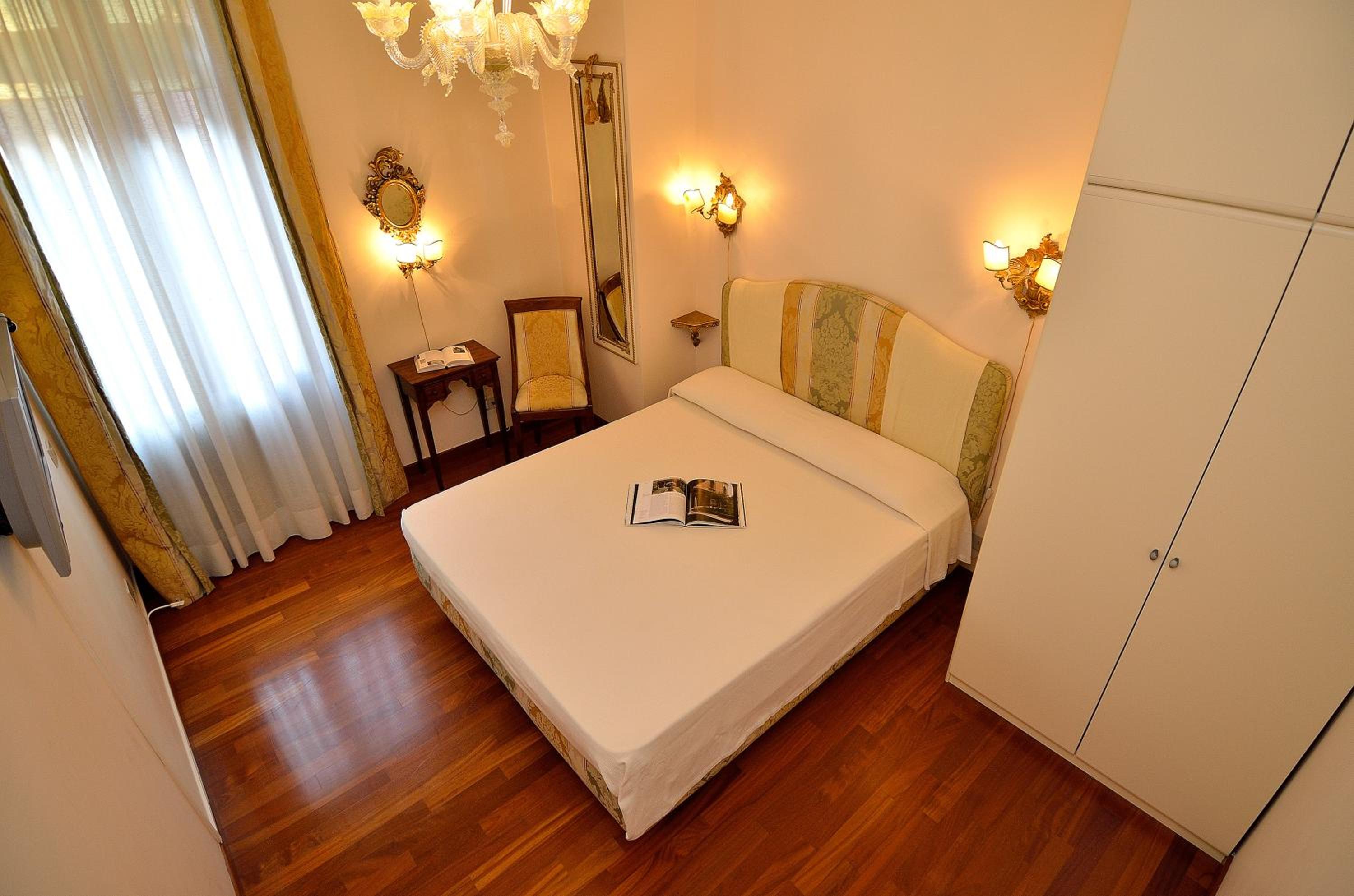 Cà Del Modena Room only