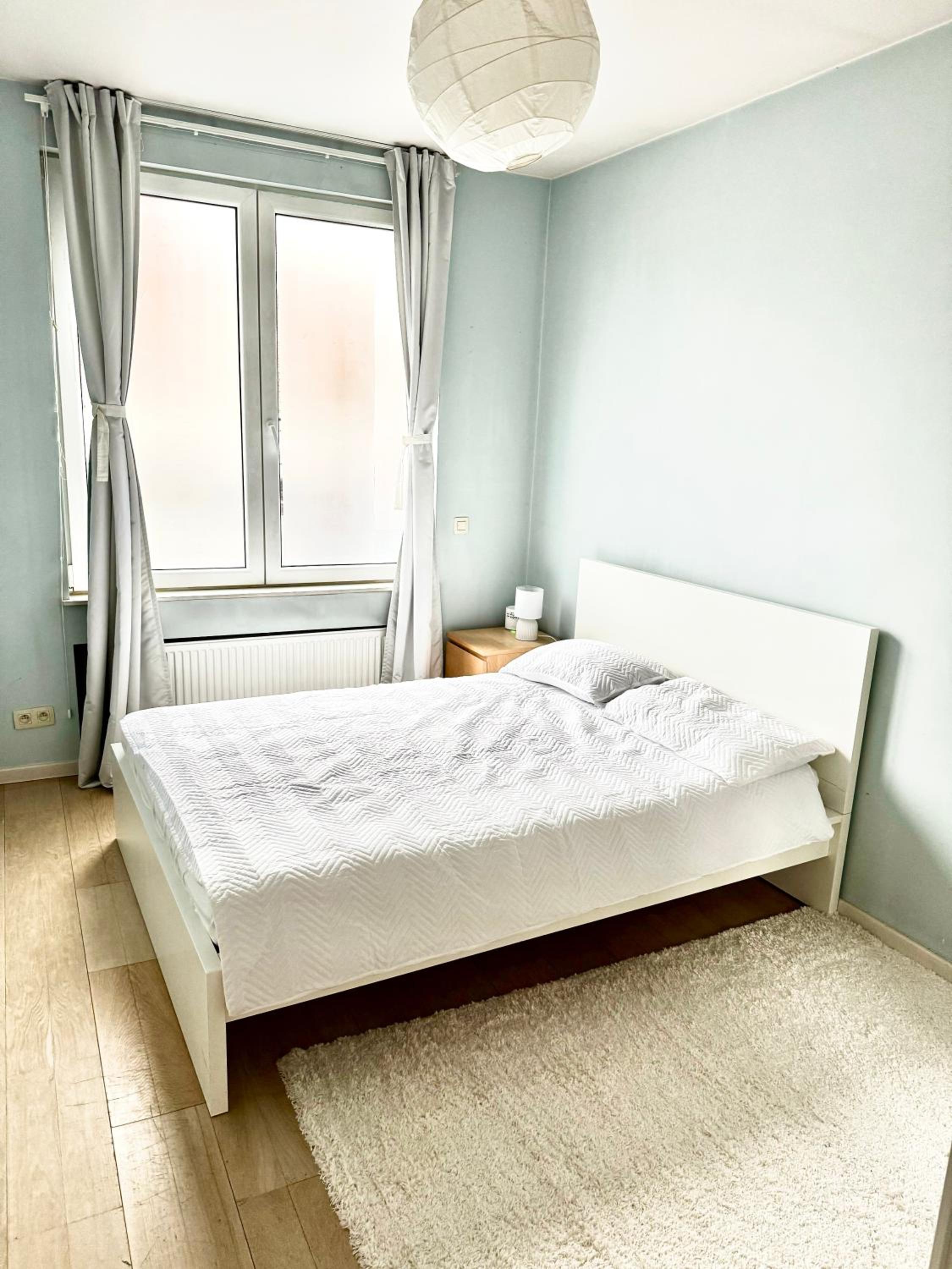 Beautiful 2 bedroom familiar luxury apartment