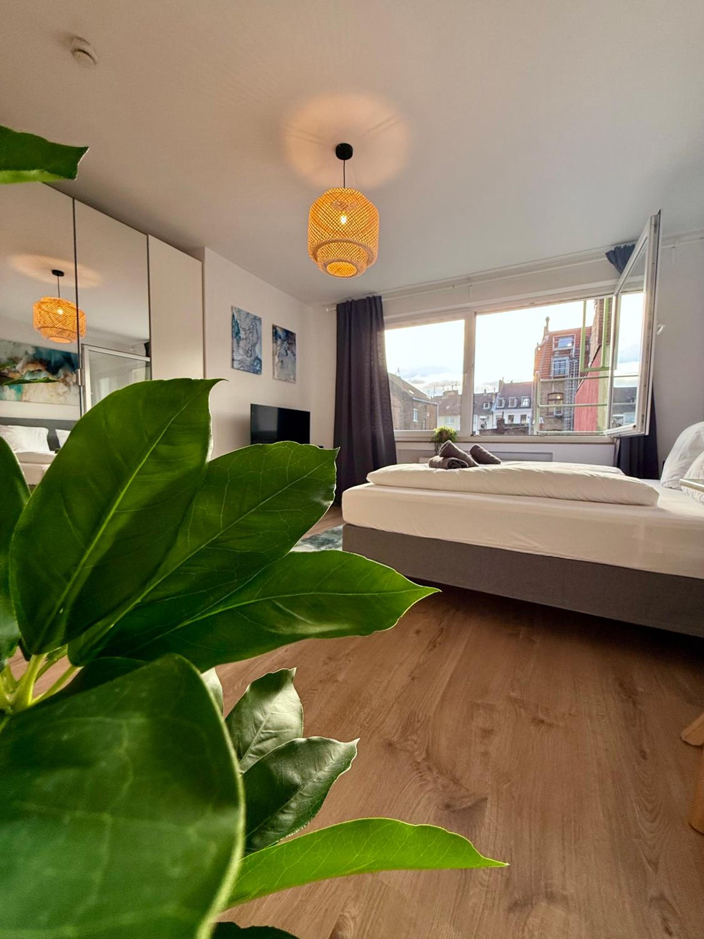 HoliDeis Köln Center Studio-Apartment