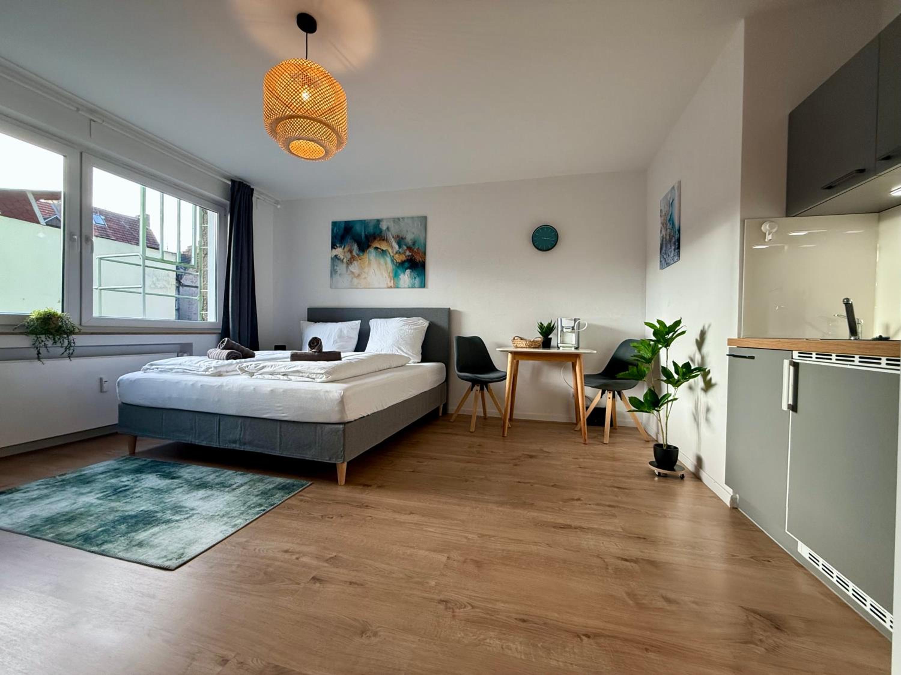 HoliDeis Köln Center Studio-Apartment