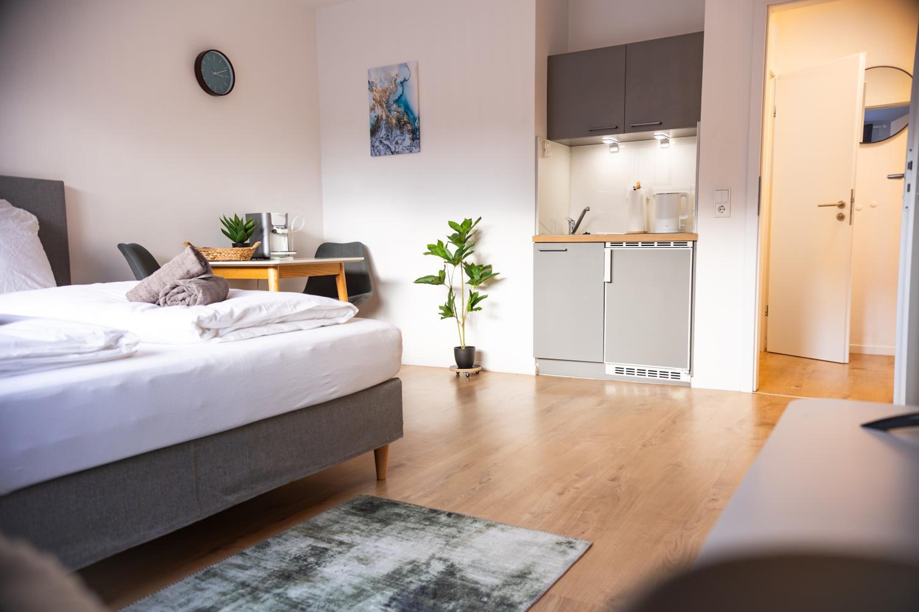 HoliDeis Köln Center Studio-Apartment