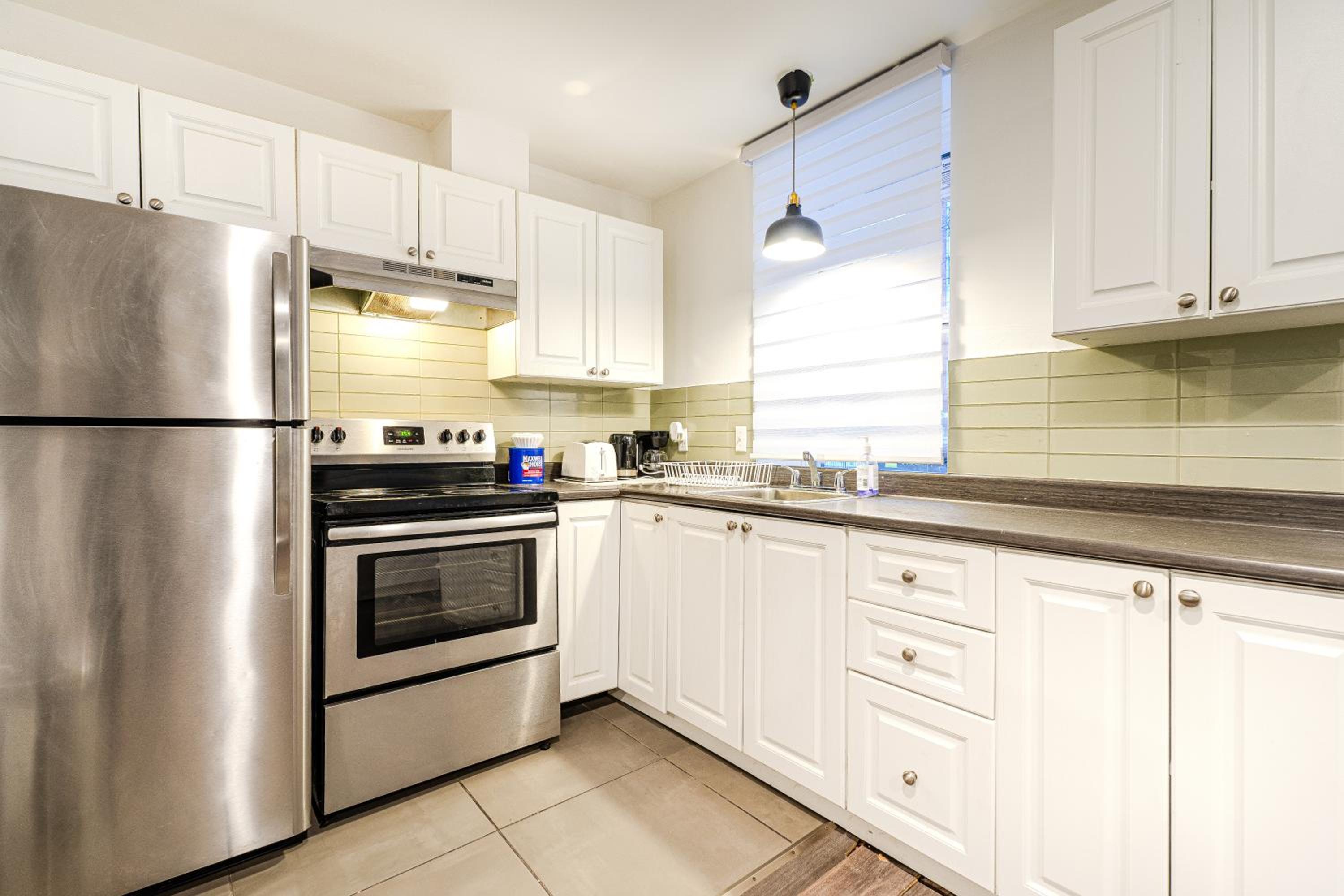 Cozy 2-Bedroom in Griffintown