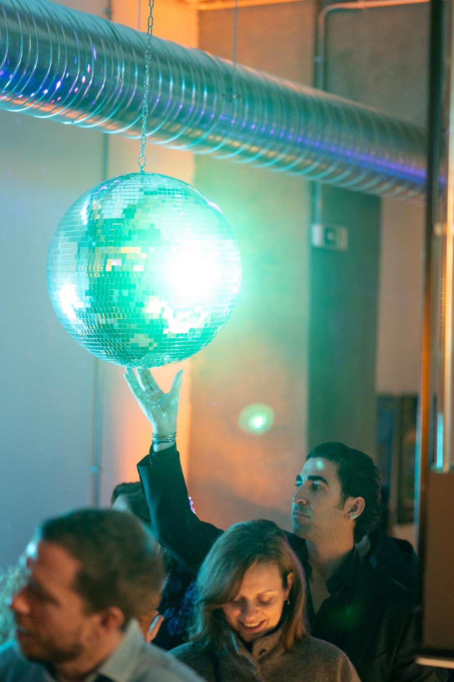 Retroverse Eccentric Stay 2