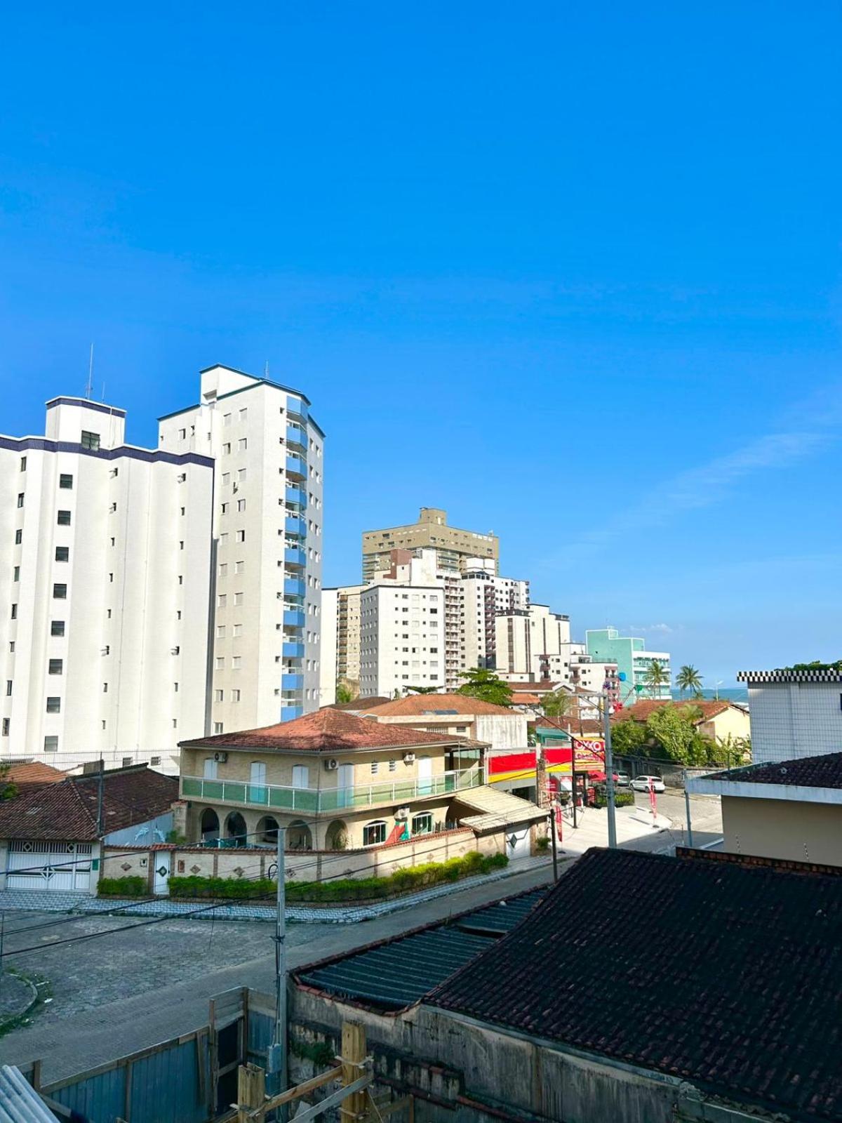 Apto em Praia Grande - Ocian, 100m da praia, garagem e Wi-Fi
