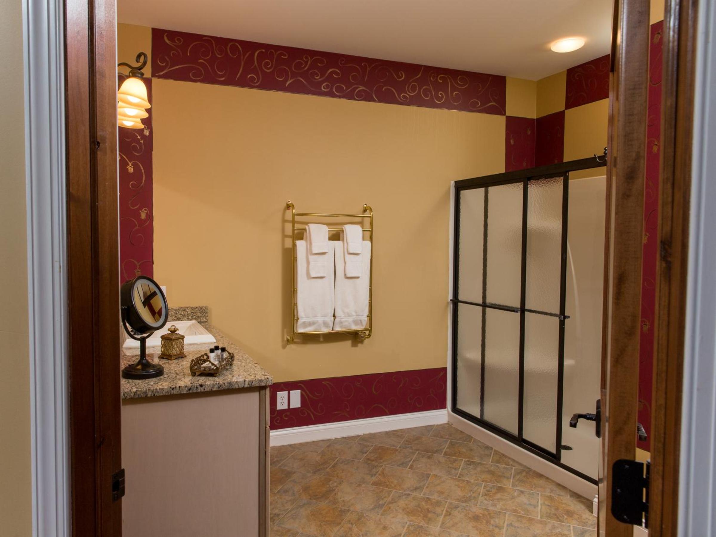 Galena Vacations - Goldmoor Inn  Resort - Property Image 5