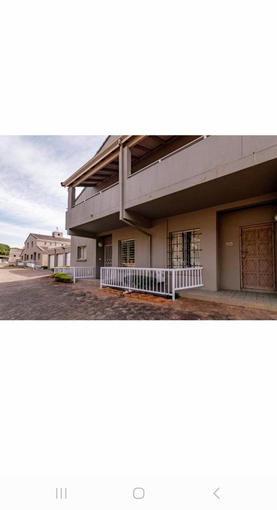 Luxury apartment in Waikiki E5 close to the beach view 2