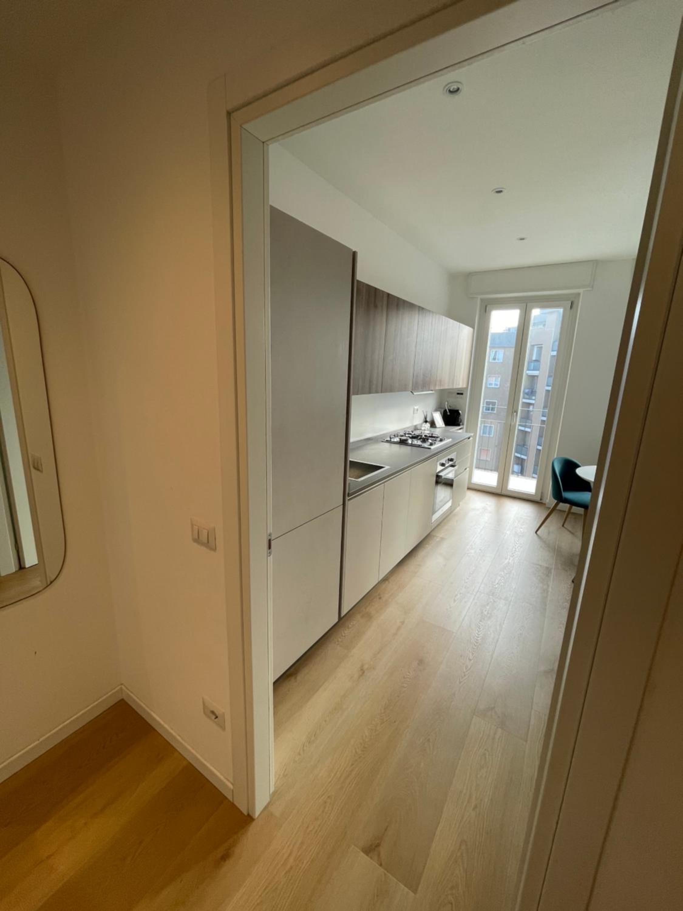 Trilocale con vista e due bagni Metro 4 SkyNest Milano