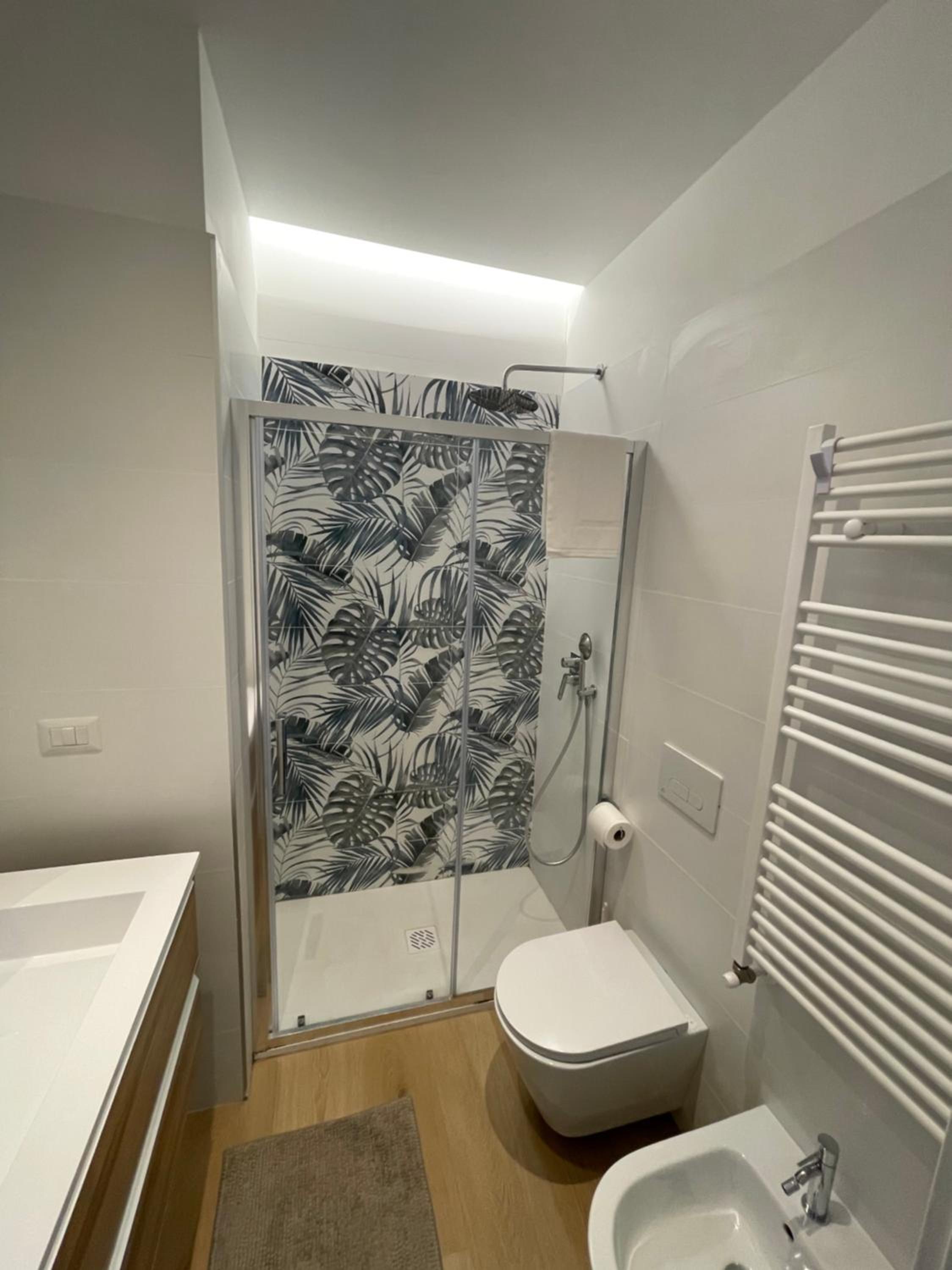 Trilocale con vista e due bagni Metro 4 SkyNest Milano