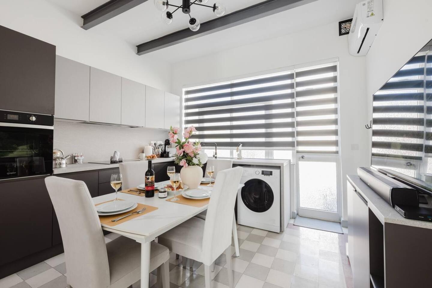 Townhouse Sliema 2BED by Homely!