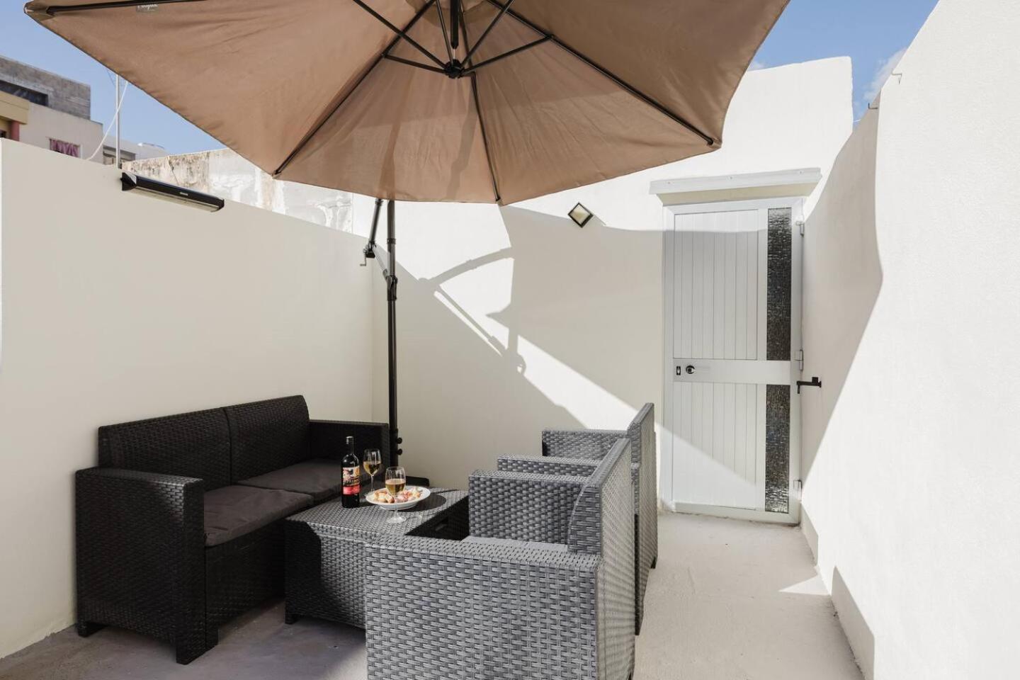 Townhouse Sliema 2BED by Homely!