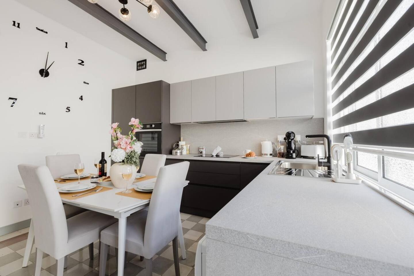 Townhouse Sliema 2BED by Homely!