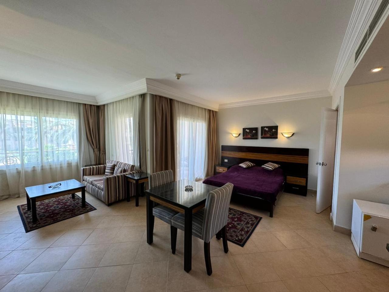 Cozy Sunny Studio with Pool View - Sahl Hasheesh