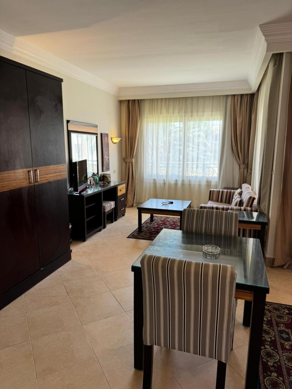 Cozy Sunny Studio with Pool View - Sahl Hasheesh