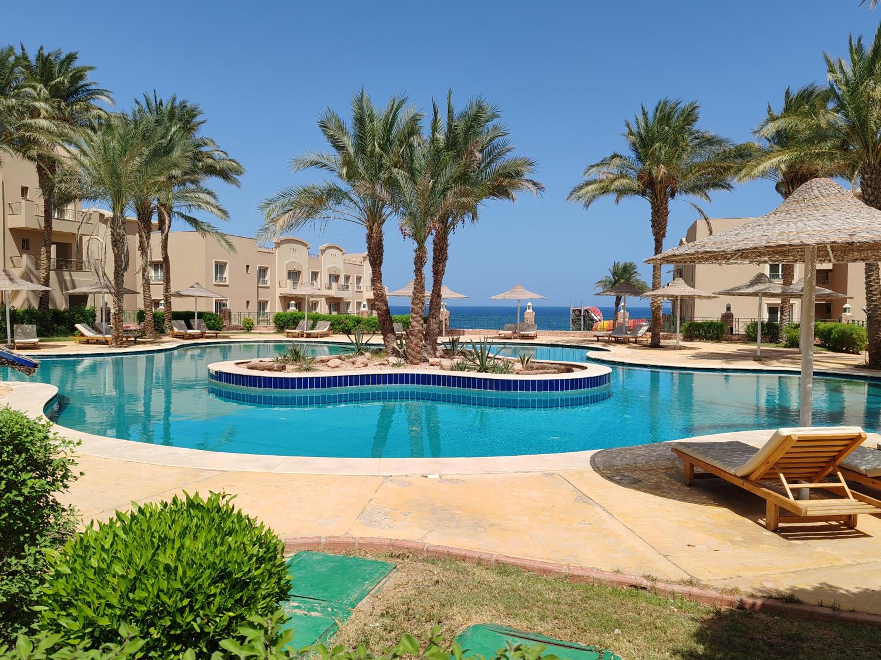 Cozy Sunny Studio with Pool View - Sahl Hasheesh